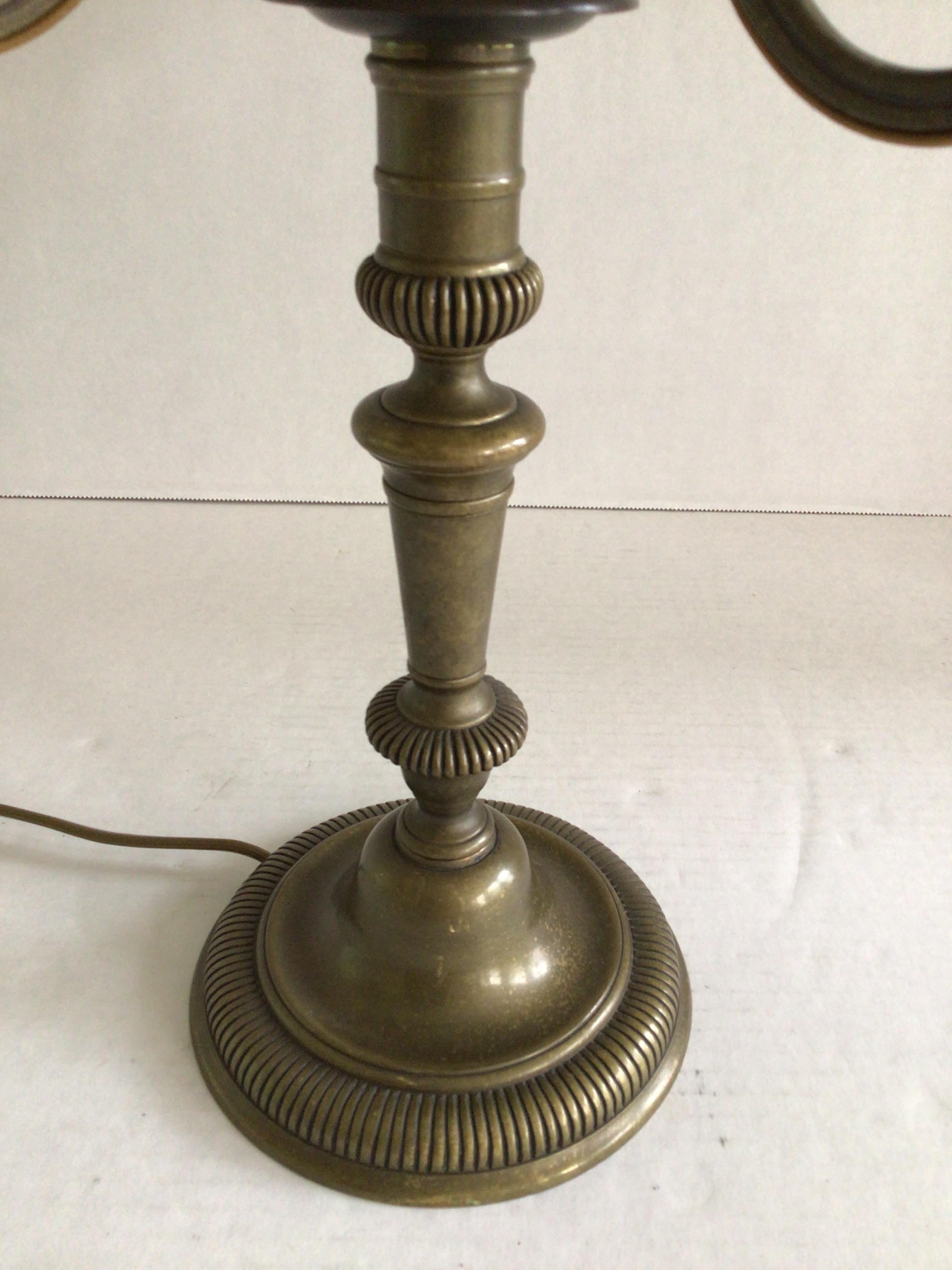 1950s Bronze Three Light Bouillotte Table Lamp with Painted Tole Shade For Sale 2