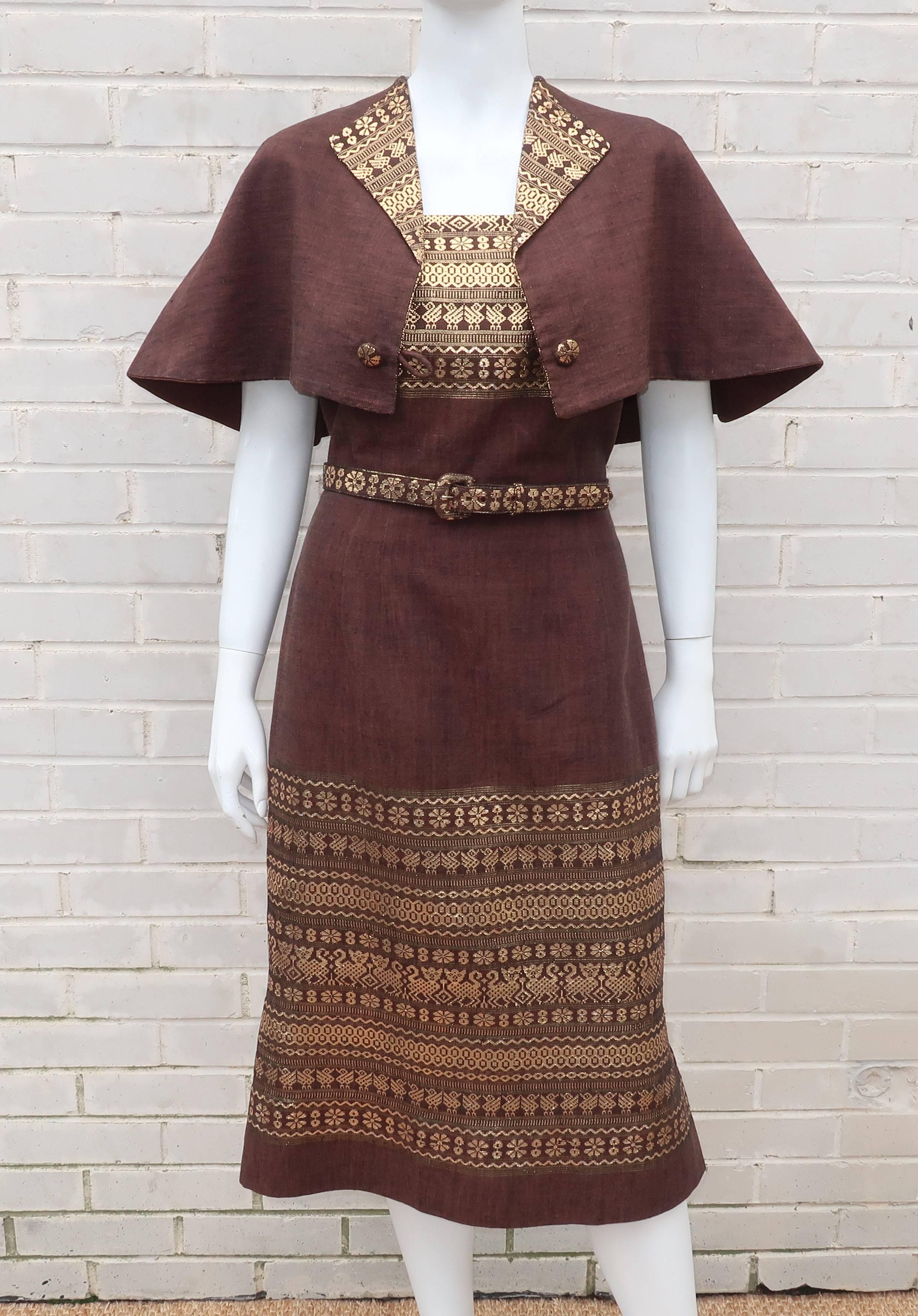 This is a fabulously fun 'one stop shop' ensemble ...  a matched dress, capelet and handbag! All you need to add for an evening out is a great pair of gold shoes and YOU!  It was handmade made by Helen Bowser using a brown linen fabric stitched with