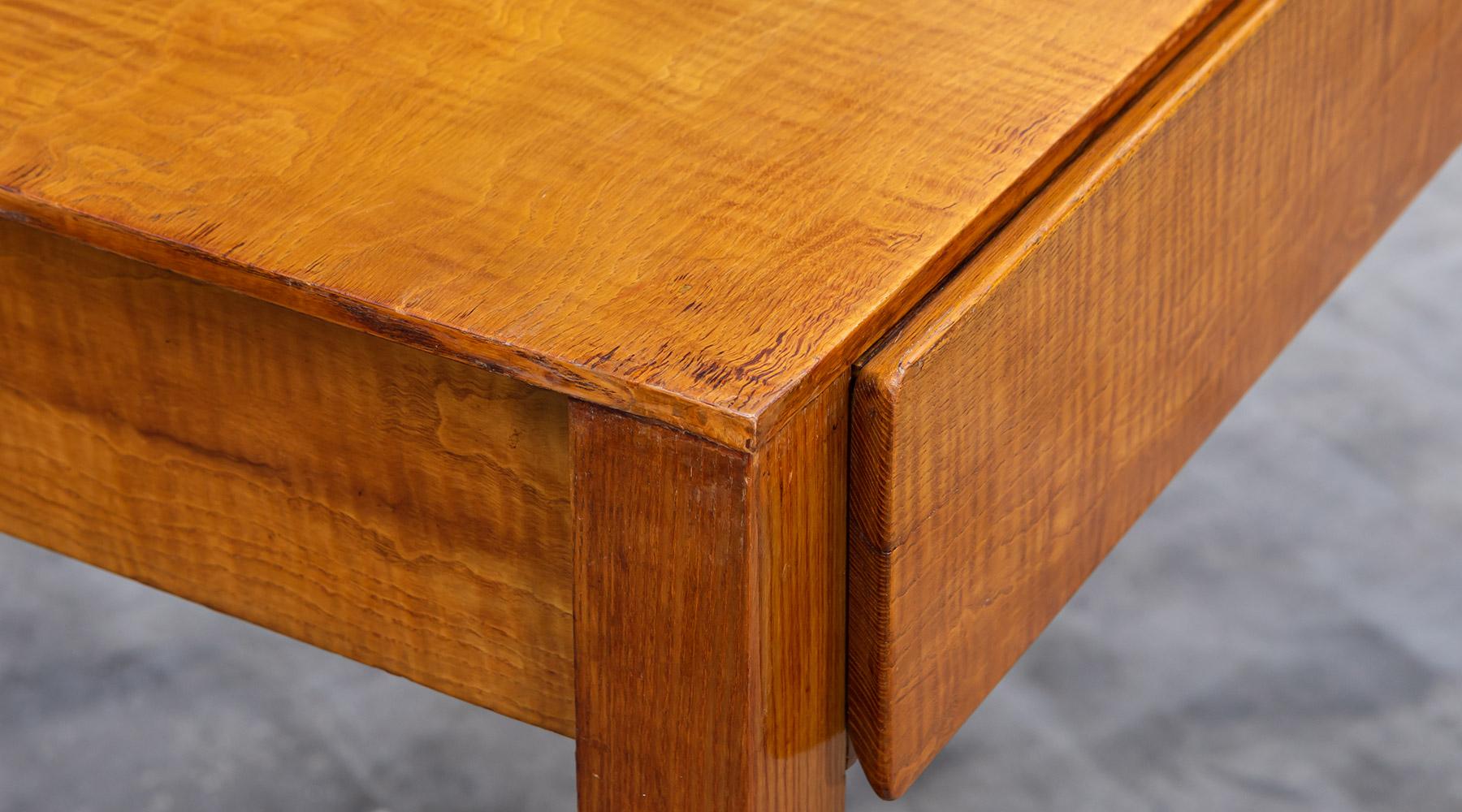 Mid-20th Century 1950s Brown Ash Side Table by Gio Ponti For Sale