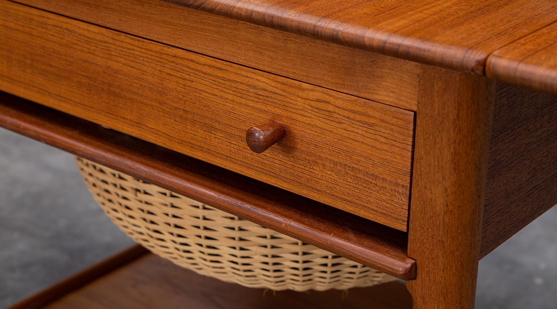 1950s Brown Teakwood Sewing Table by Hans Wegner 8