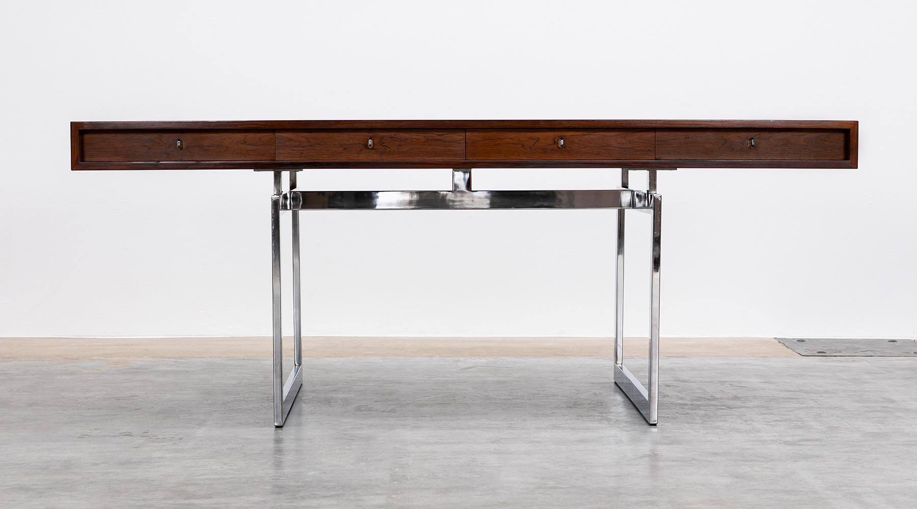 Mid-20th Century 1950s Brown Rosewood Veneer Surface Desk by Bodil Kjaer For Sale