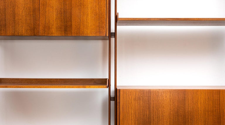 1950s Brown Teak and Aluminum Library by Franco Albini 'g' In Excellent Condition For Sale In Frankfurt, Hessen, DE