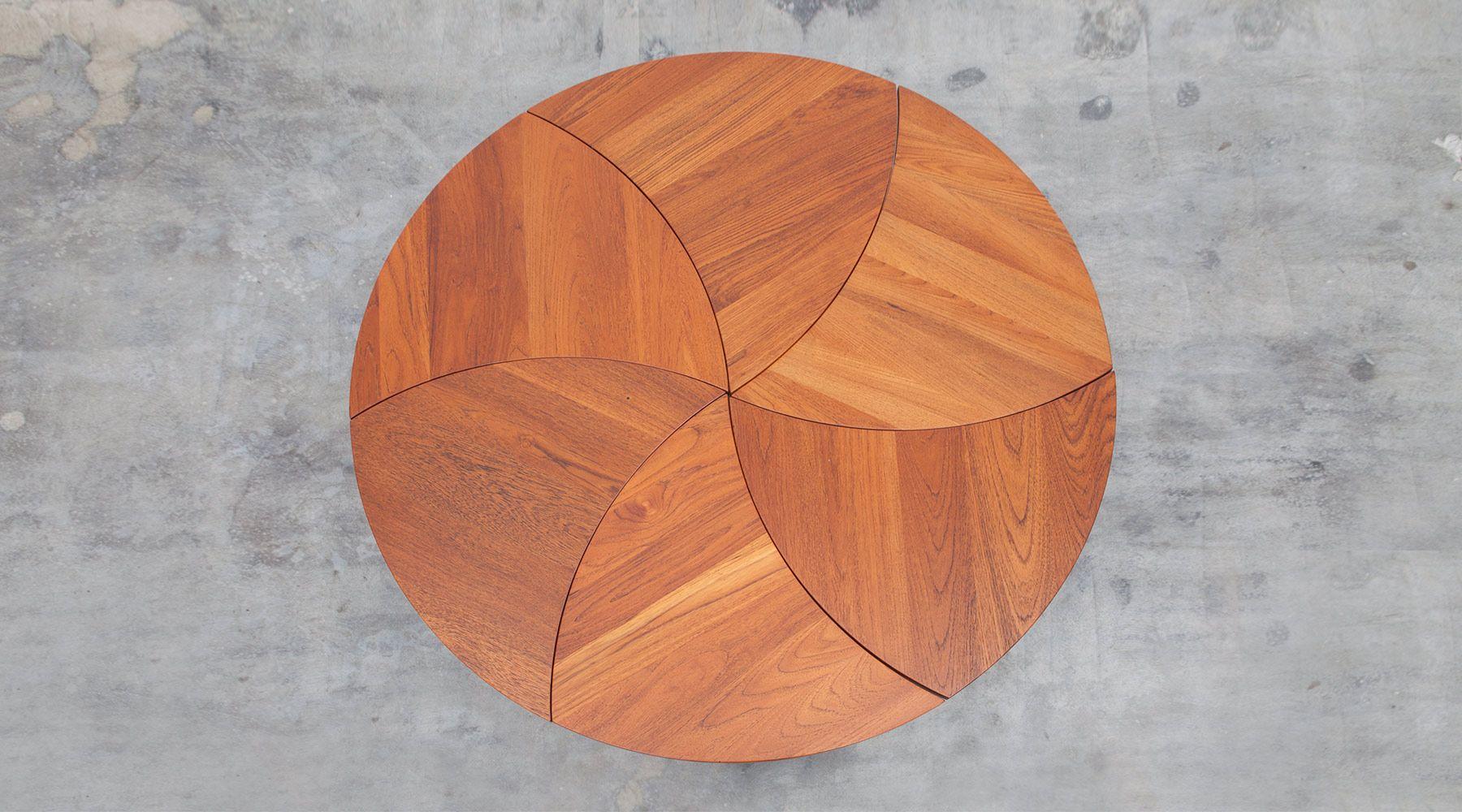 Set of six crescent shaped coffee tables, teak, by Peter Hvidt & Orla Mølgaard-Nielsen, Denmark, 1952

Outstanding collection of six crescent shaped coffee tables that can be arranged in several ways. The teak has a wonderful structure and is