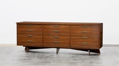 1950er Anrichte aus braunem Nussbaumholz von George Nakashima 'b'