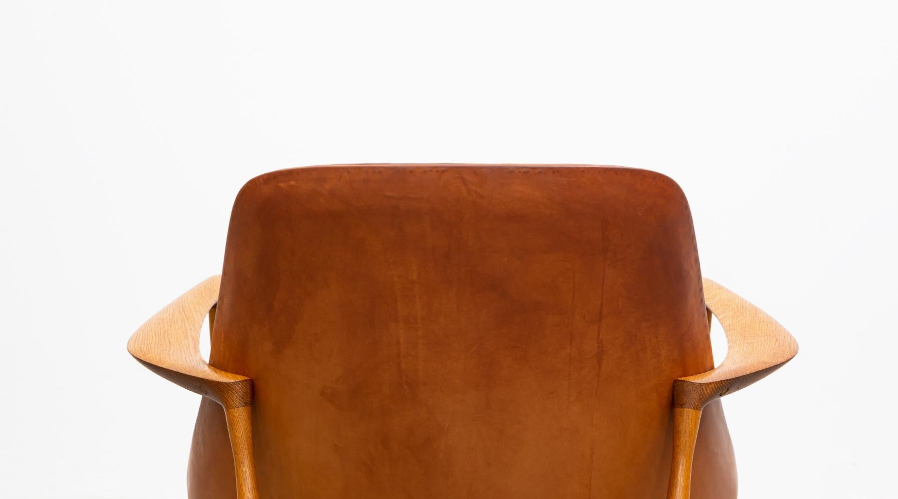 1950's Brown Wooden and Leather Lounge Chairs with Ottoman by Ib Kofod-Larsen For Sale 2