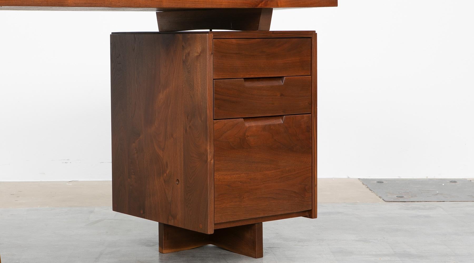 Mid-Century Modern 1950s Brown Wooden Desk by George Nakashima 'c'