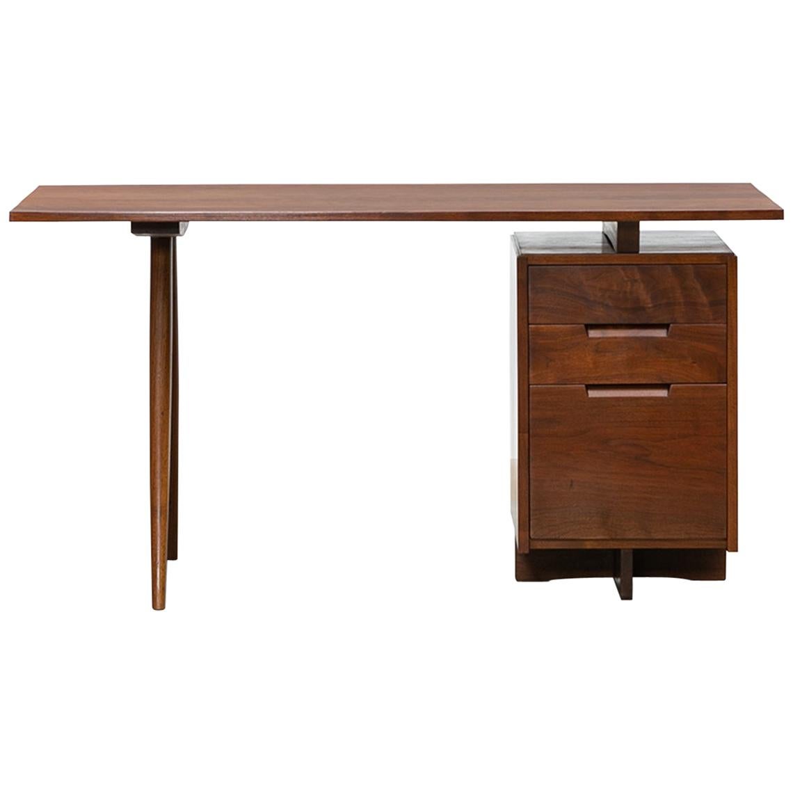 1950s Brown Wooden Desk by George Nakashima 'e'