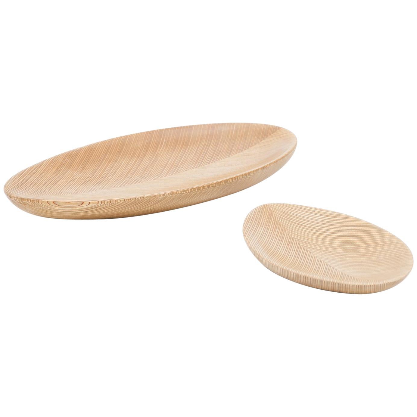1950s Brown Wooden Pair of Leaf Dishes by Tapio Wirkkala For Sale