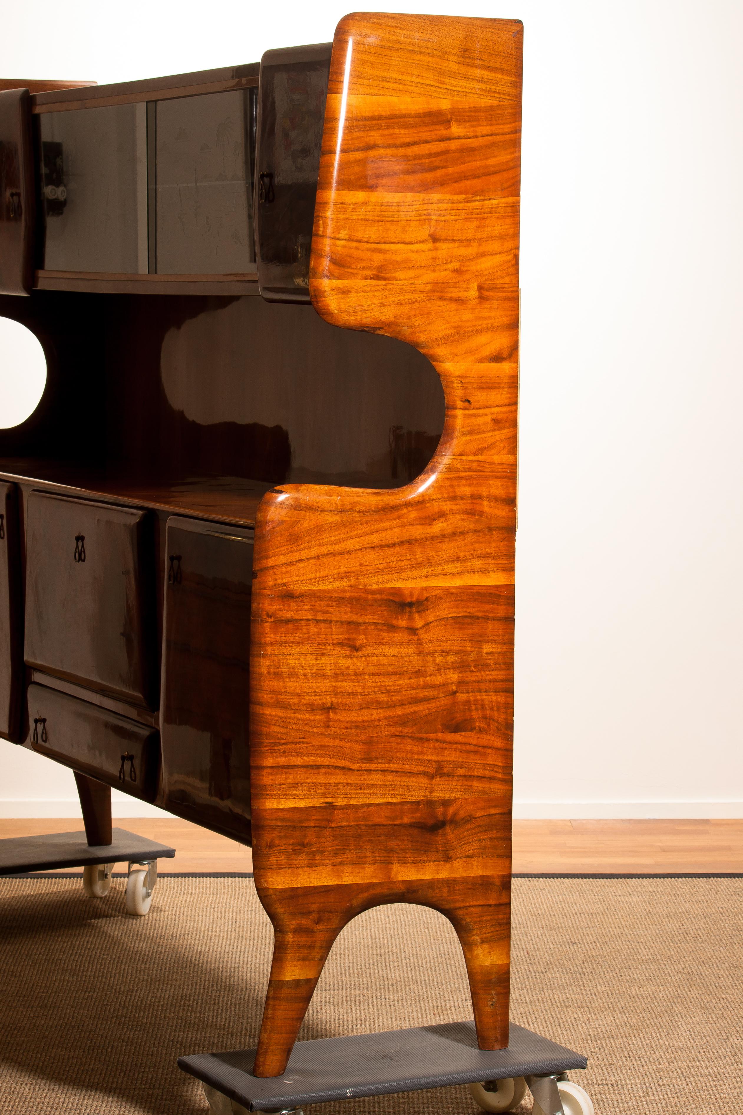 Mid-Century Modern 1950s, Buffet Cabinet in Burl Wood and Walnut by Vittorio Dassi, Italy