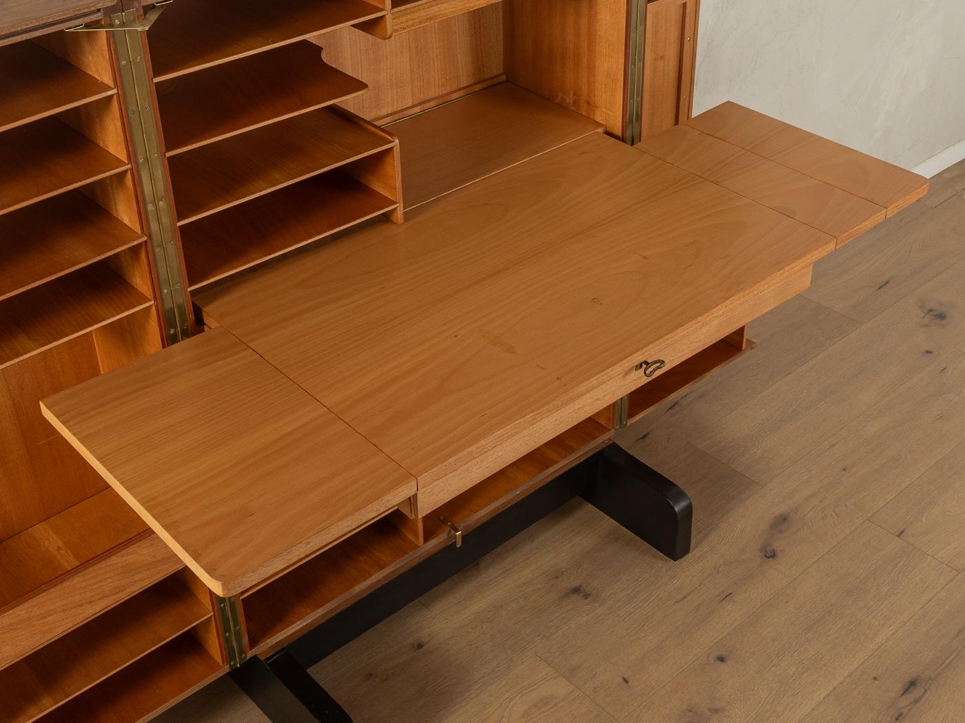1950s Bureau, 