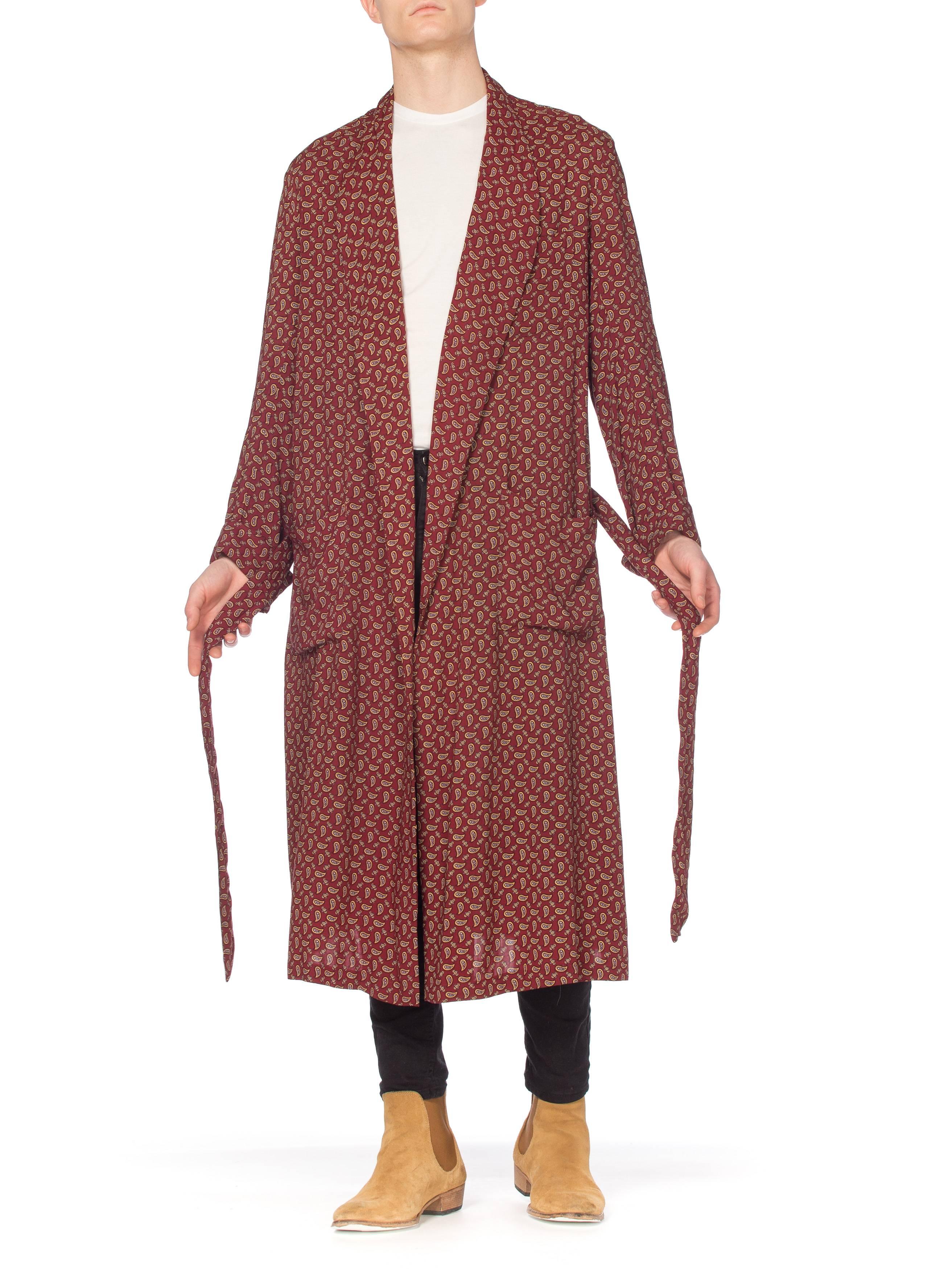 Men's 1950S Burgundy Paisley Rayon Robe Made In England For Sale