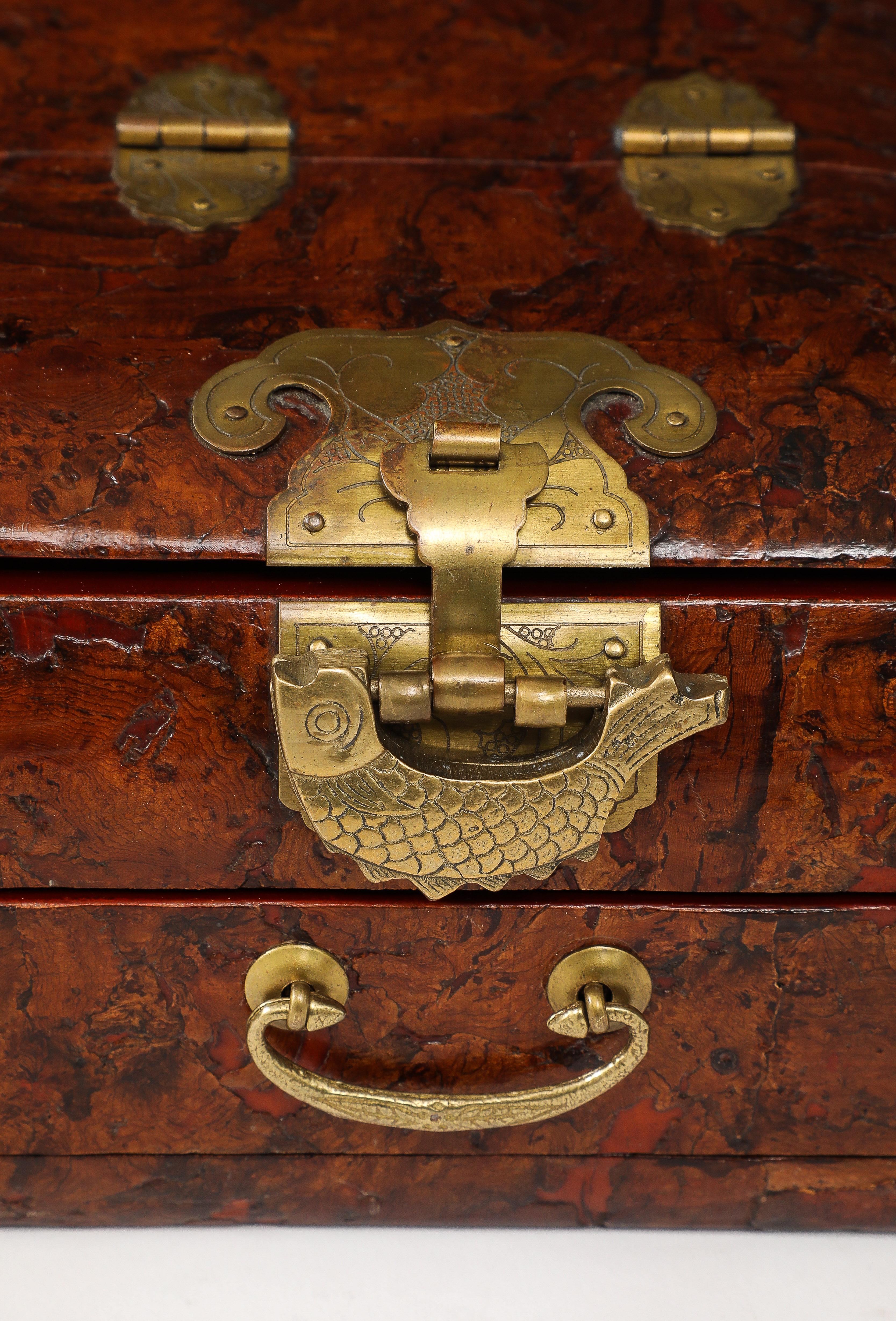 1950's Burl-wood Chinese Jewelry Boxes With Mirror In Good Condition For Sale In New York, NY