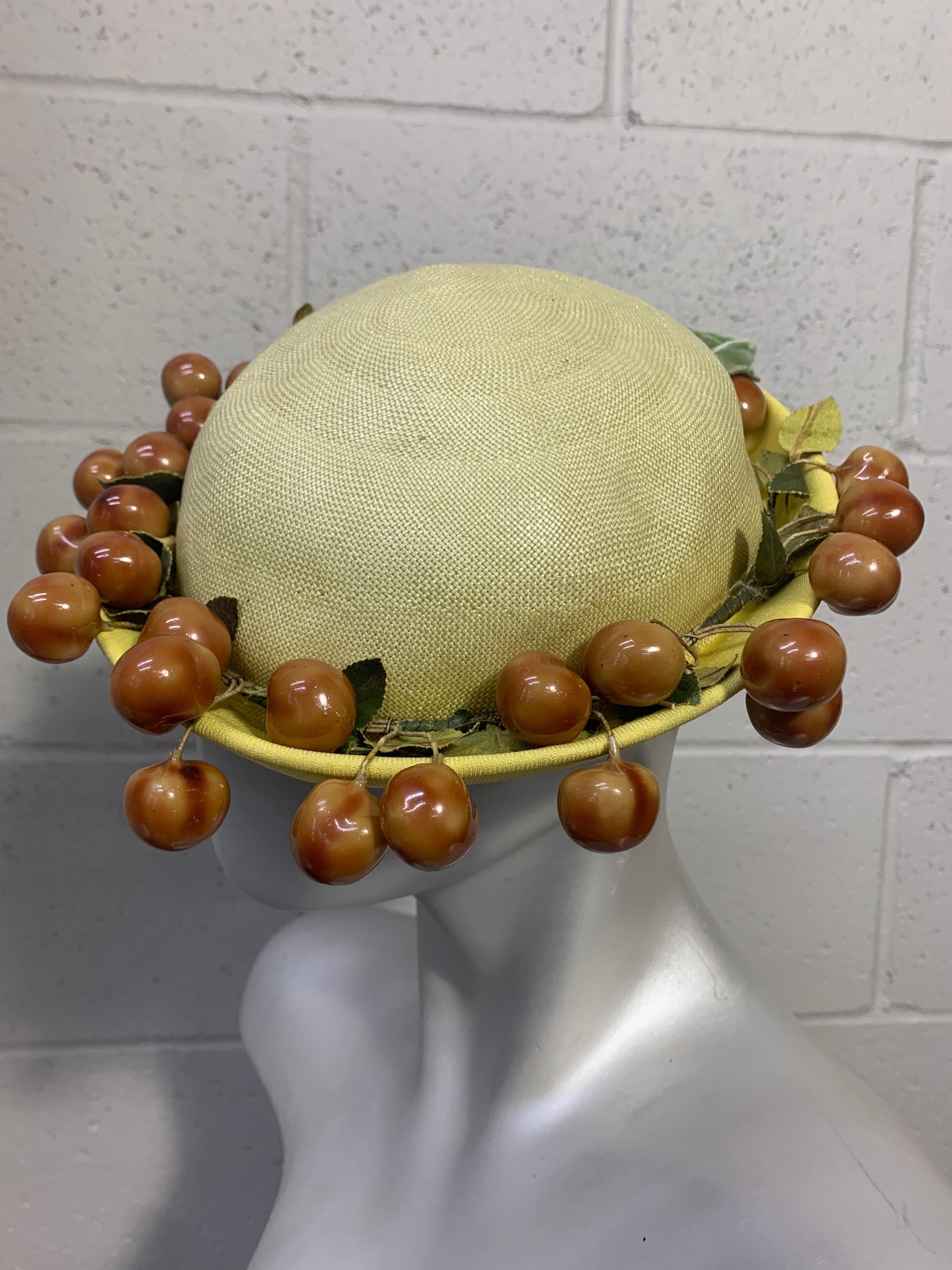 1950s Butter Yellow Breton Straw and Jersey Hat w Whimsical Cherry Garland For Sale 6