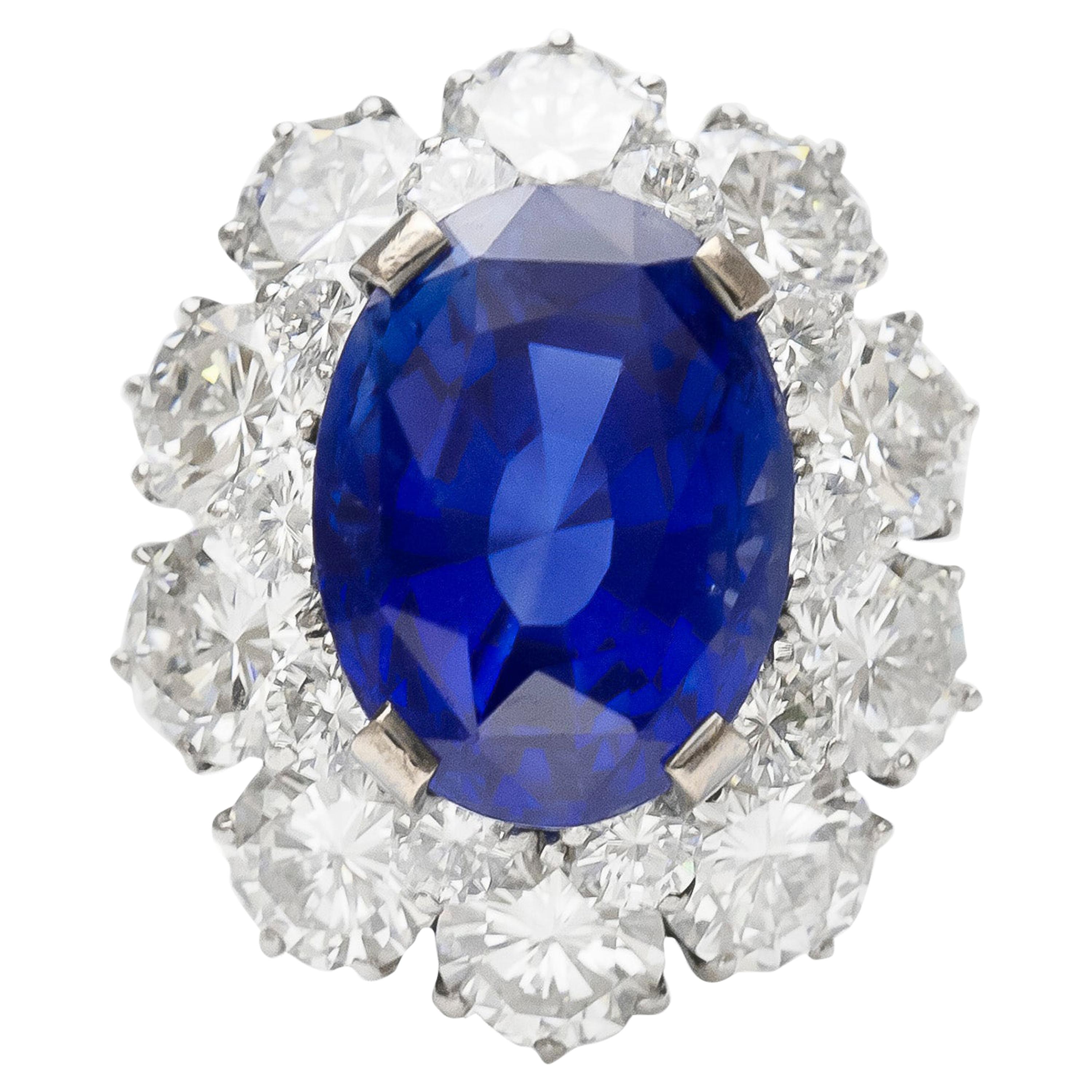Bvlgari 10.36 Carat Ceylon No-Heat Sapphire Ring with Diamonds For Sale