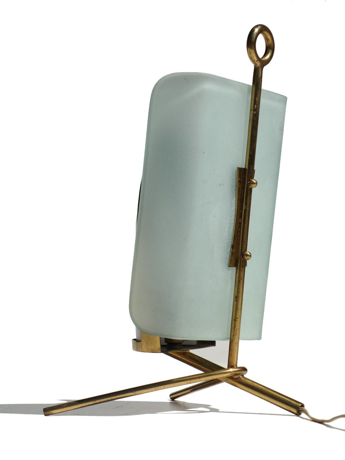 Laiton Lampe de bureau italienne design mi-siècle moderne Arredoluce des années 1950 en vente