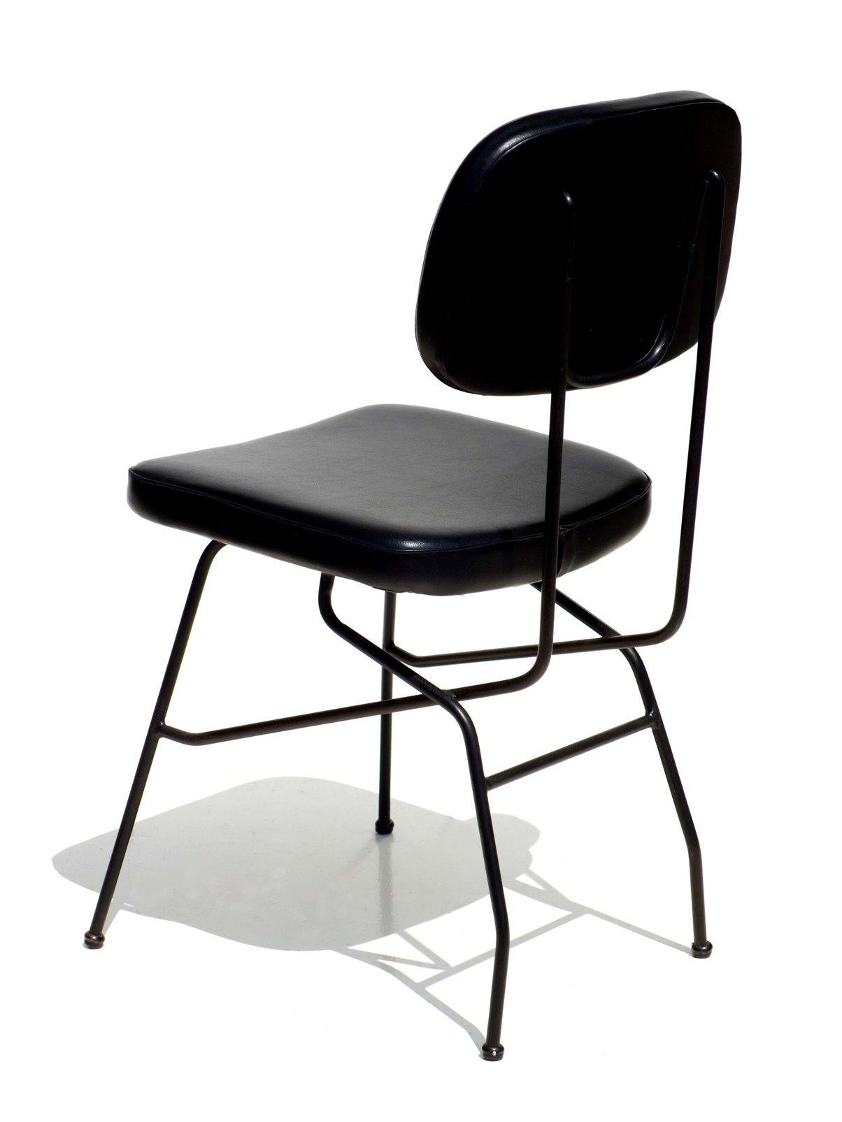 Milieu du XXe siècle Paire de chaises de design italien du milieu du siècle dernier des années 1950 par Gastone Rinaldi pour RIMA en vente