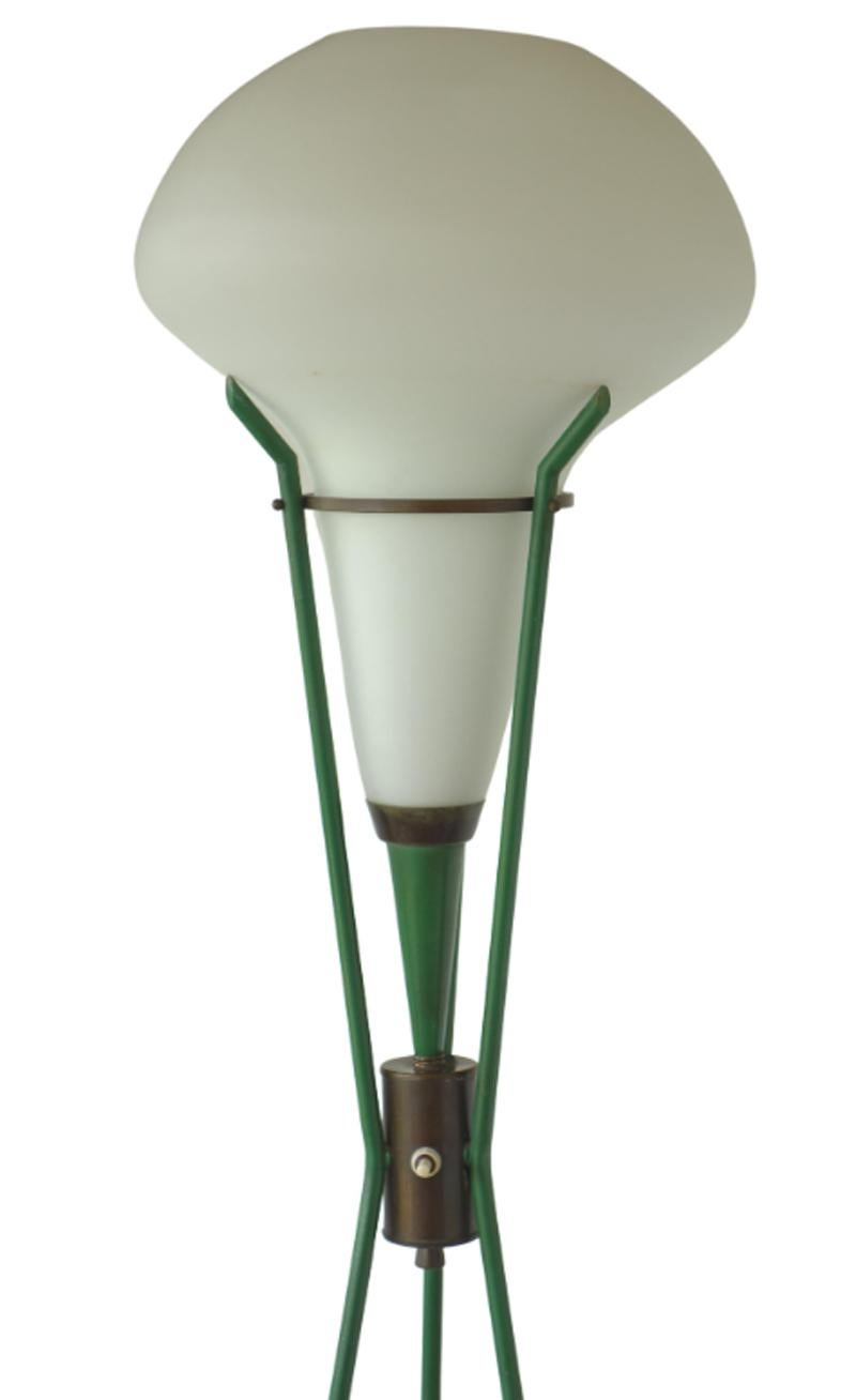 Floor Lamp
Italy, 1950

Brass, green metal and glass frosted shade
Perfect working order
Excellent condition.