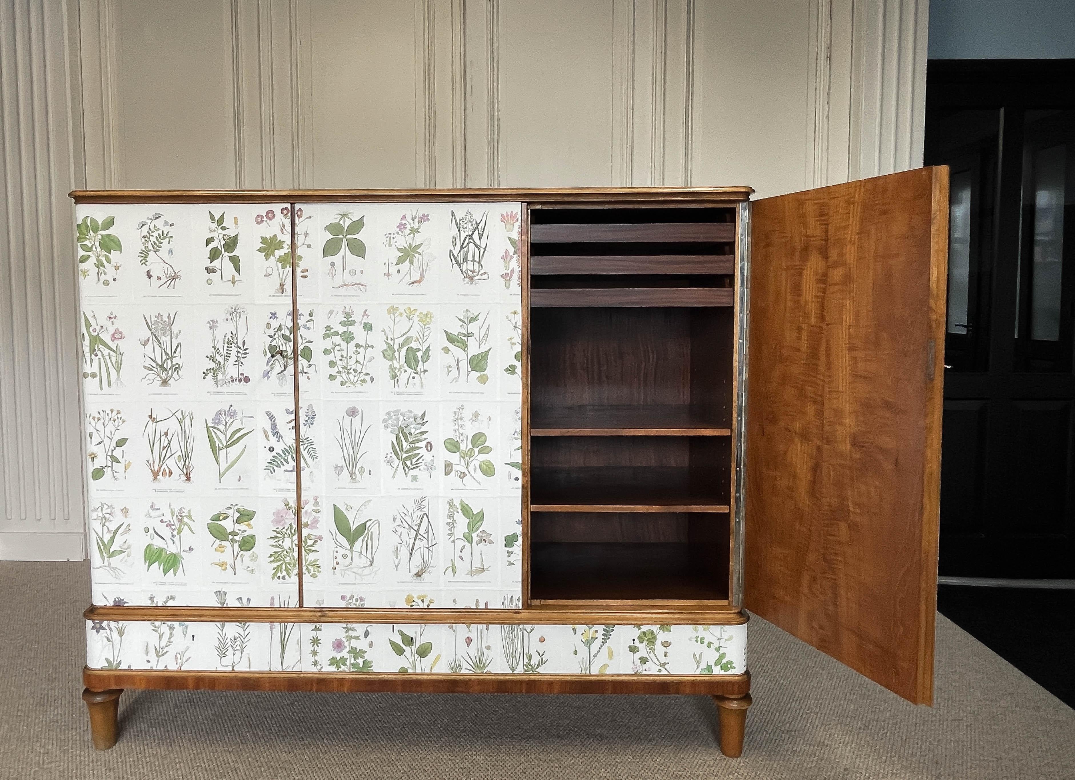 1950s, Cabinet/Buffet 'Nordens Flora' by Carl Axel Magnus Lindman For Sale 3
