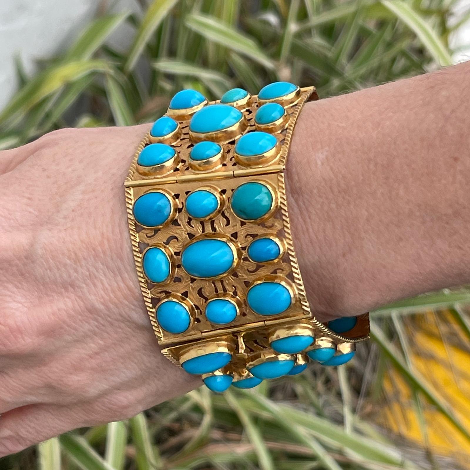 Pulsera con cabujón de turquesa de los años 50 y eslabón ancho de oro amarillo de 18 quilates Retro