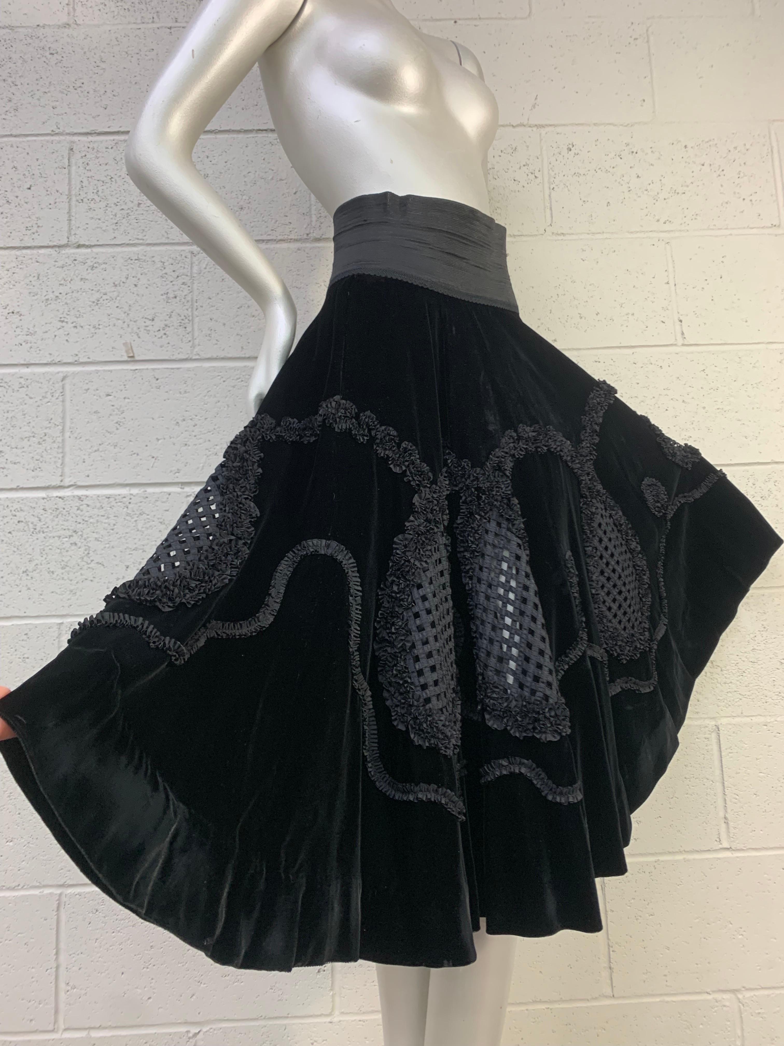 1950s Cadillac Black Silk Velvet Circle Skirt w Wide Waistband & Lattice Design For Sale 2
