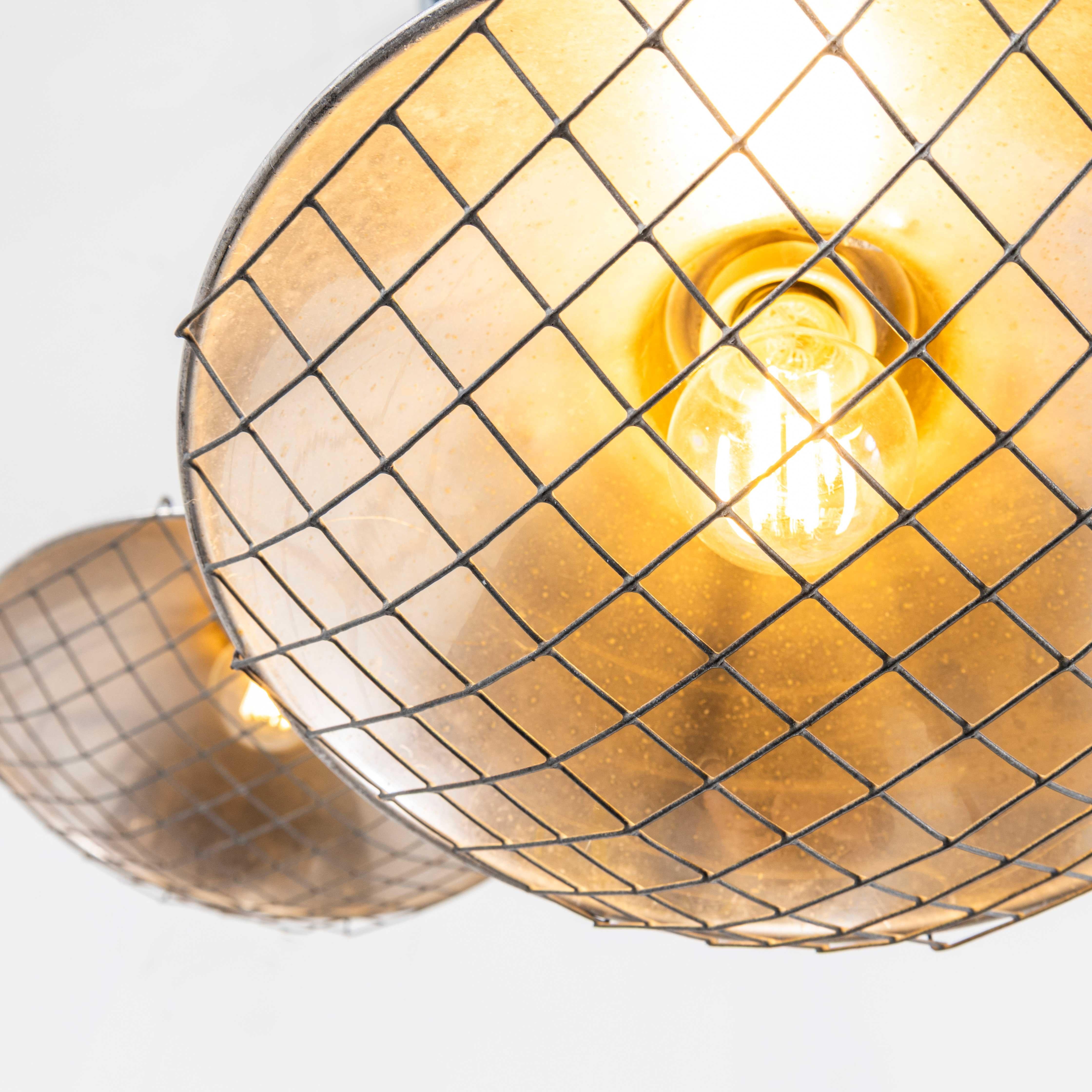 Lámparas colgantes enjauladas para cuarto de niños de los años 50 mediados del siglo XX en venta