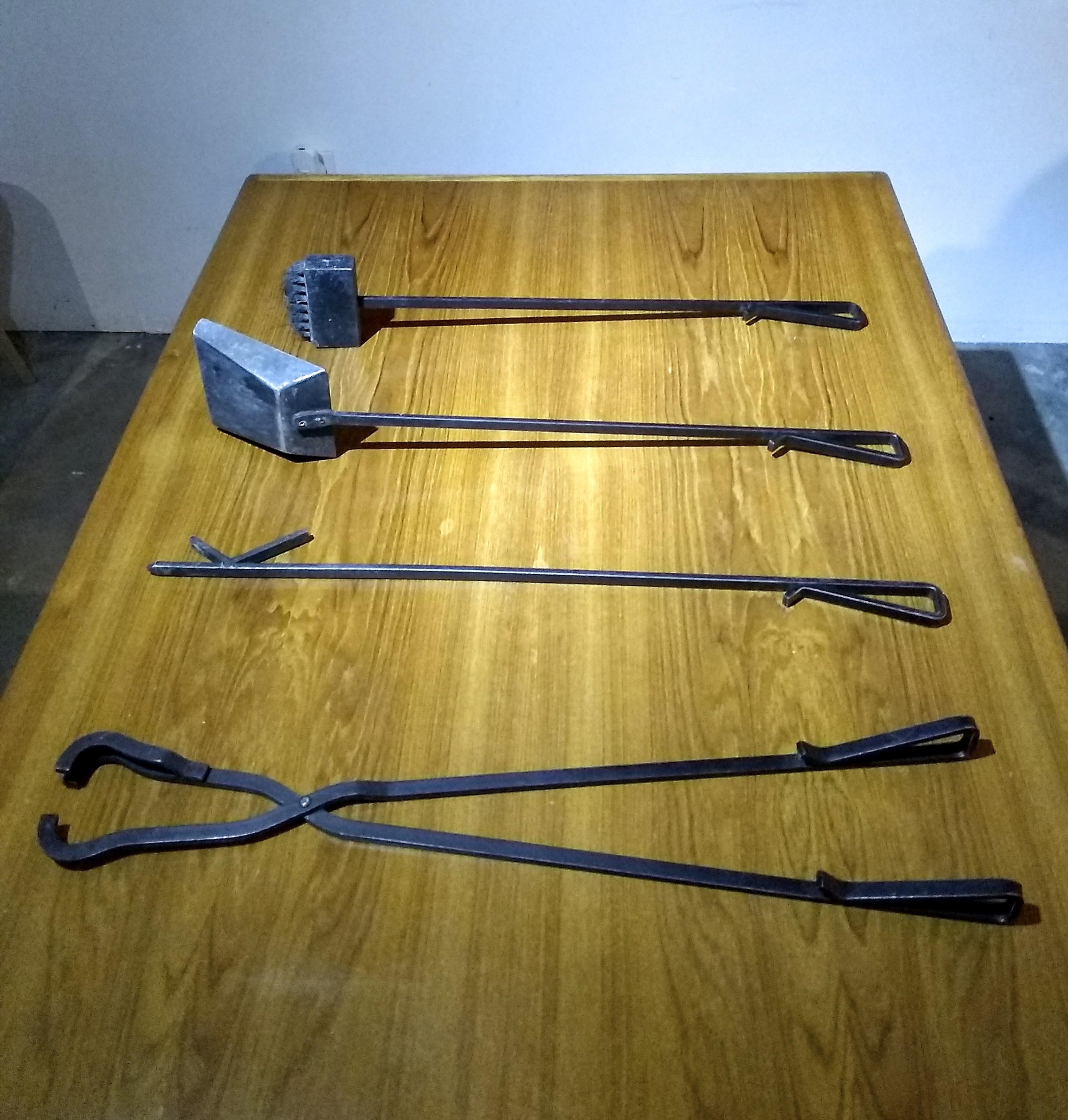 1950s California Modernist Blackened Iron, Wall-Mounted Firetool Set In Good Condition In Denver, CO