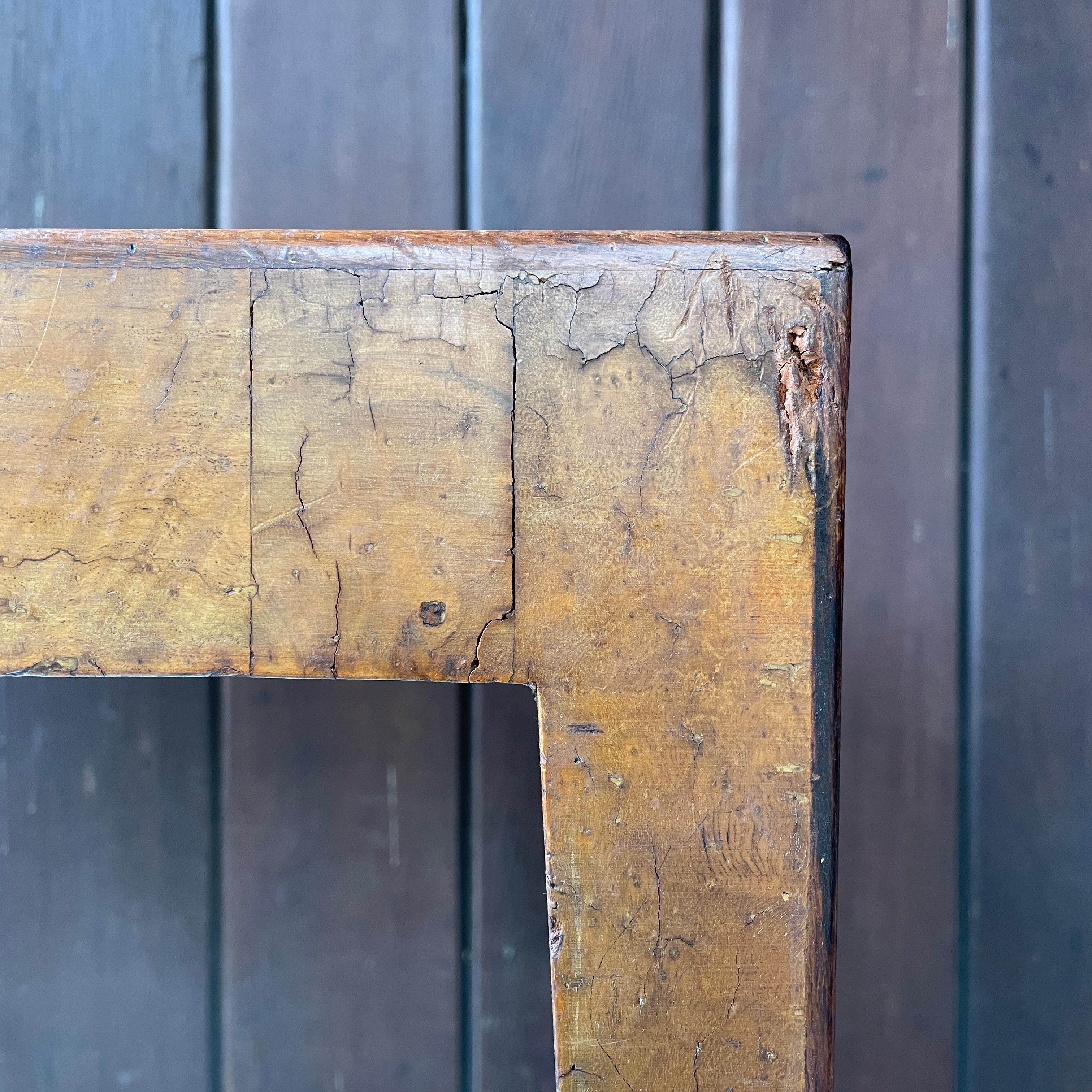 1950 Cannell & Chaffin of Los Angeles Burl Petite Pedestal Hollywood Mansion in vendita 3