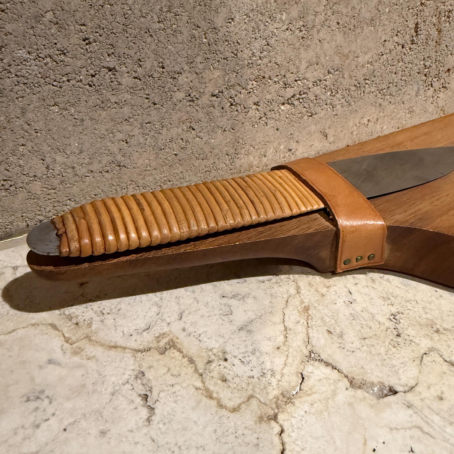 1950s Carl Auböck Charcuterie Sculptural Snack Board Knife Austria (Europäisch) im Angebot