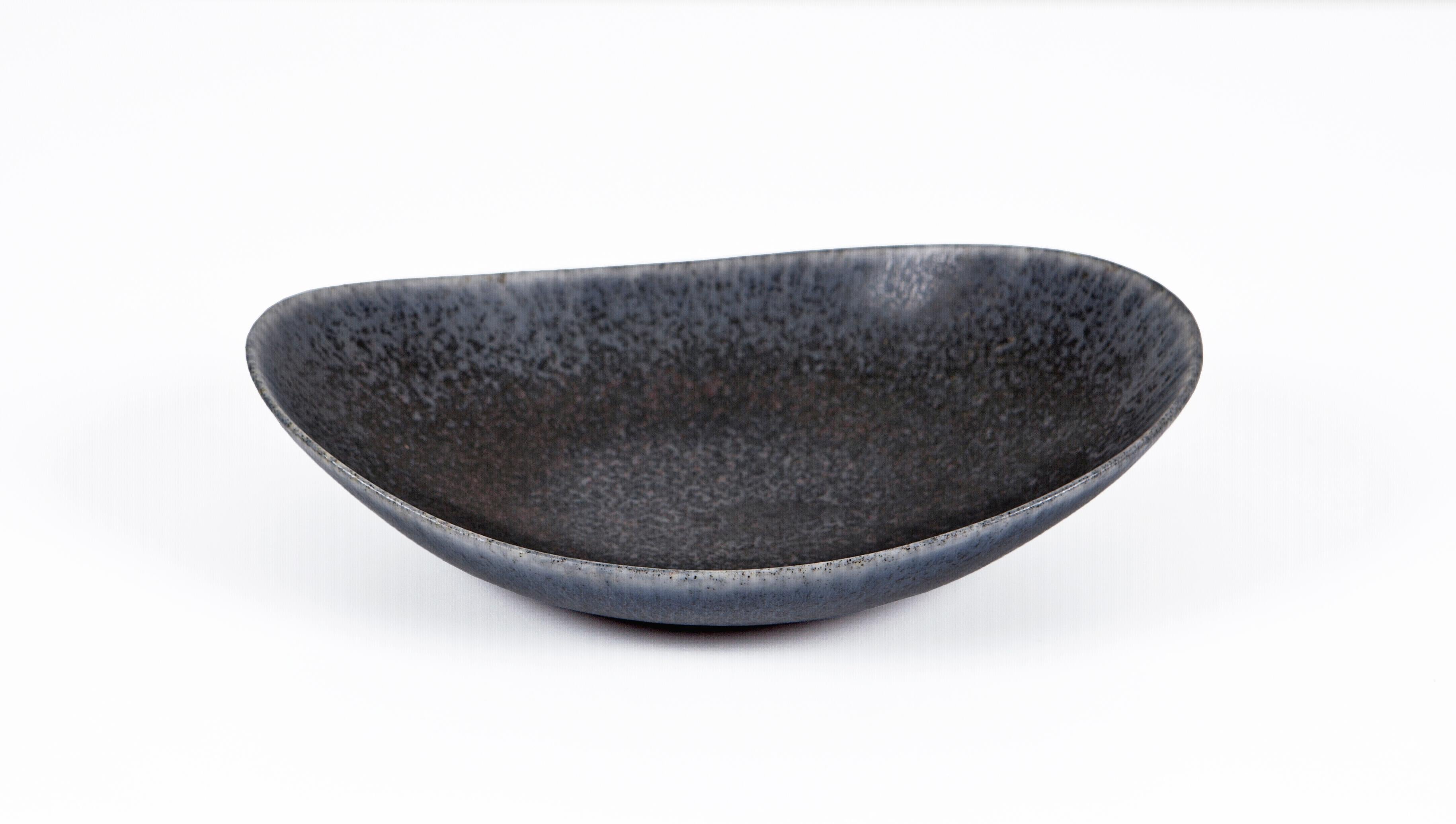 Mid-Century Modern 1950's Carl-Harry Stalhane '“eggshell” Glazing Technique Flat Ceramic Bowl