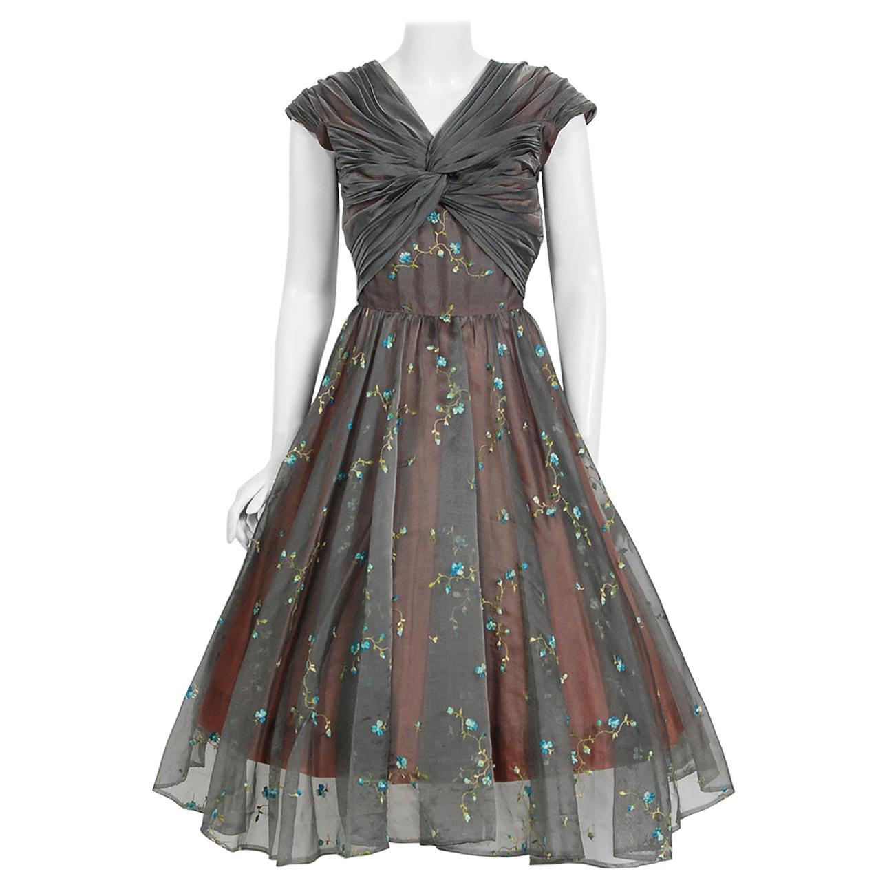 Vintage and Designer Evening Dresses and Gowns 14,307 For Sale at