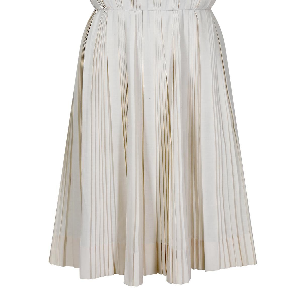 1950s Carlye Cream Cotton Knife Pleat Dress For Sale 1