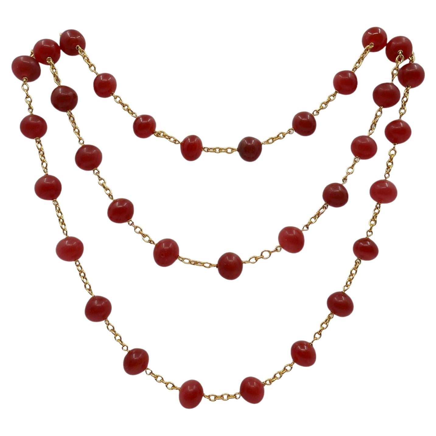 Collana a catena in oro 18k con perline di corniola francese del 1950