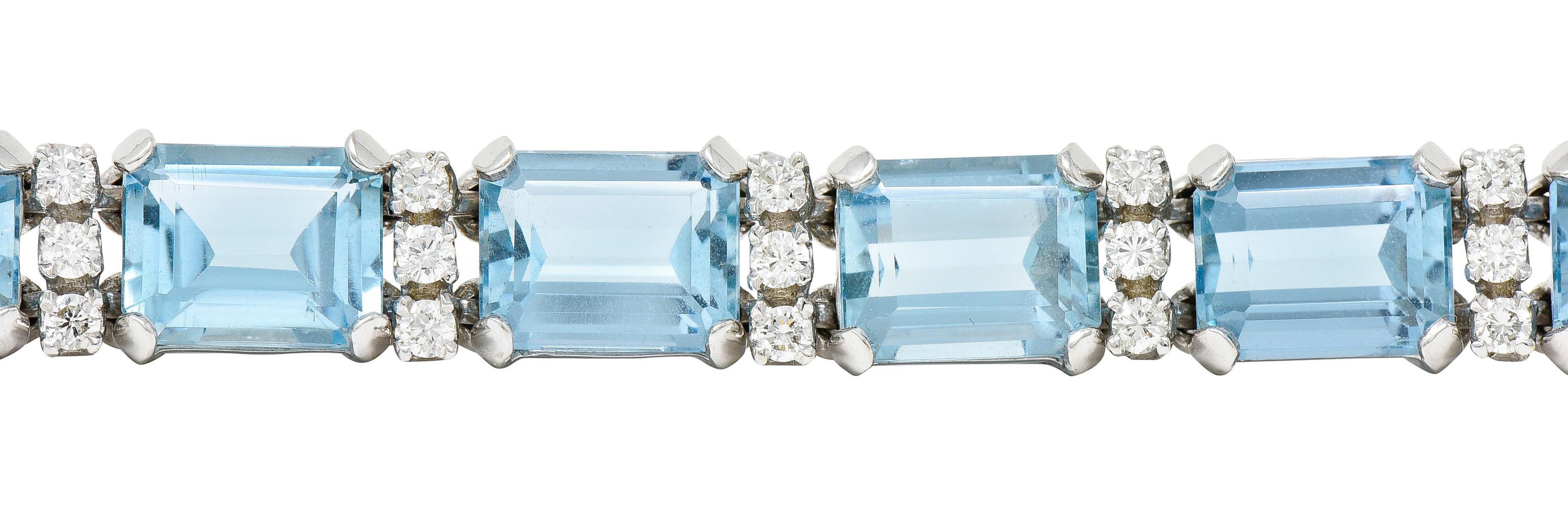 1950's Cartier 33.25 Carats Aquamarine Diamond 14 Karat White Gold Link Bracelet In Excellent Condition In Philadelphia, PA