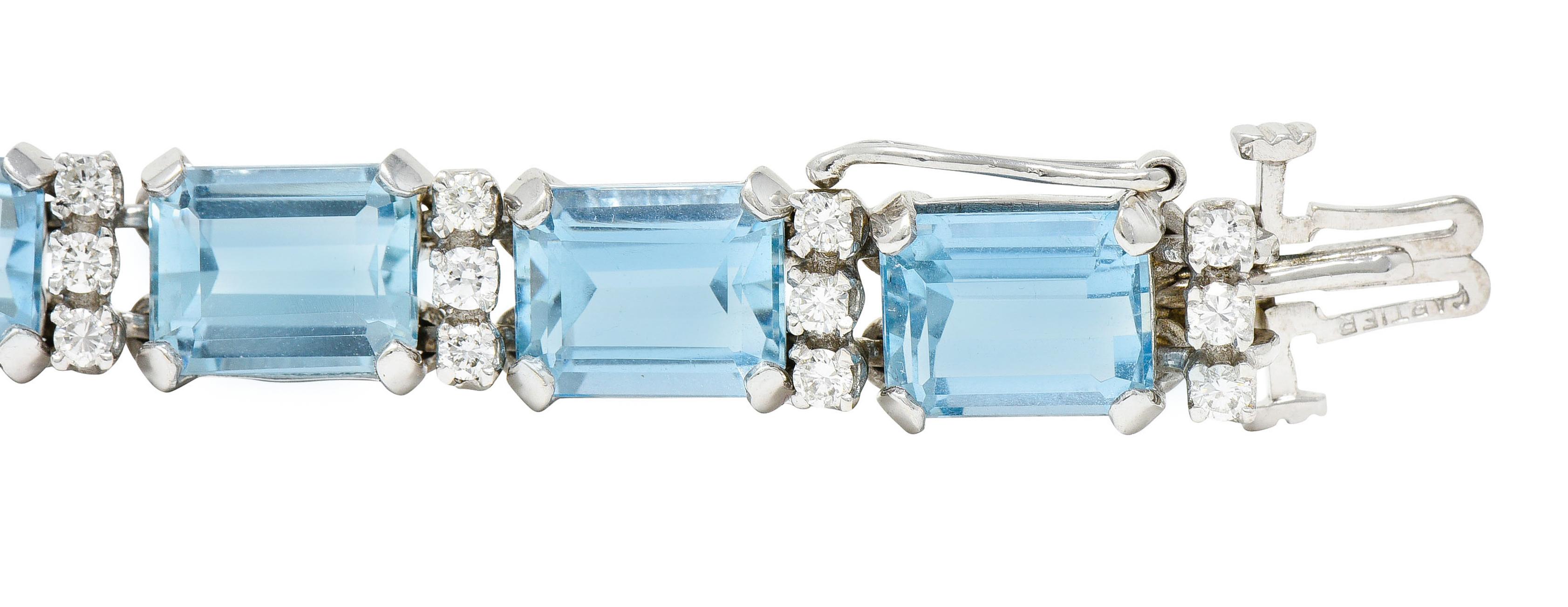Women's or Men's 1950's Cartier 33.25 Carats Aquamarine Diamond 14 Karat White Gold Link Bracelet