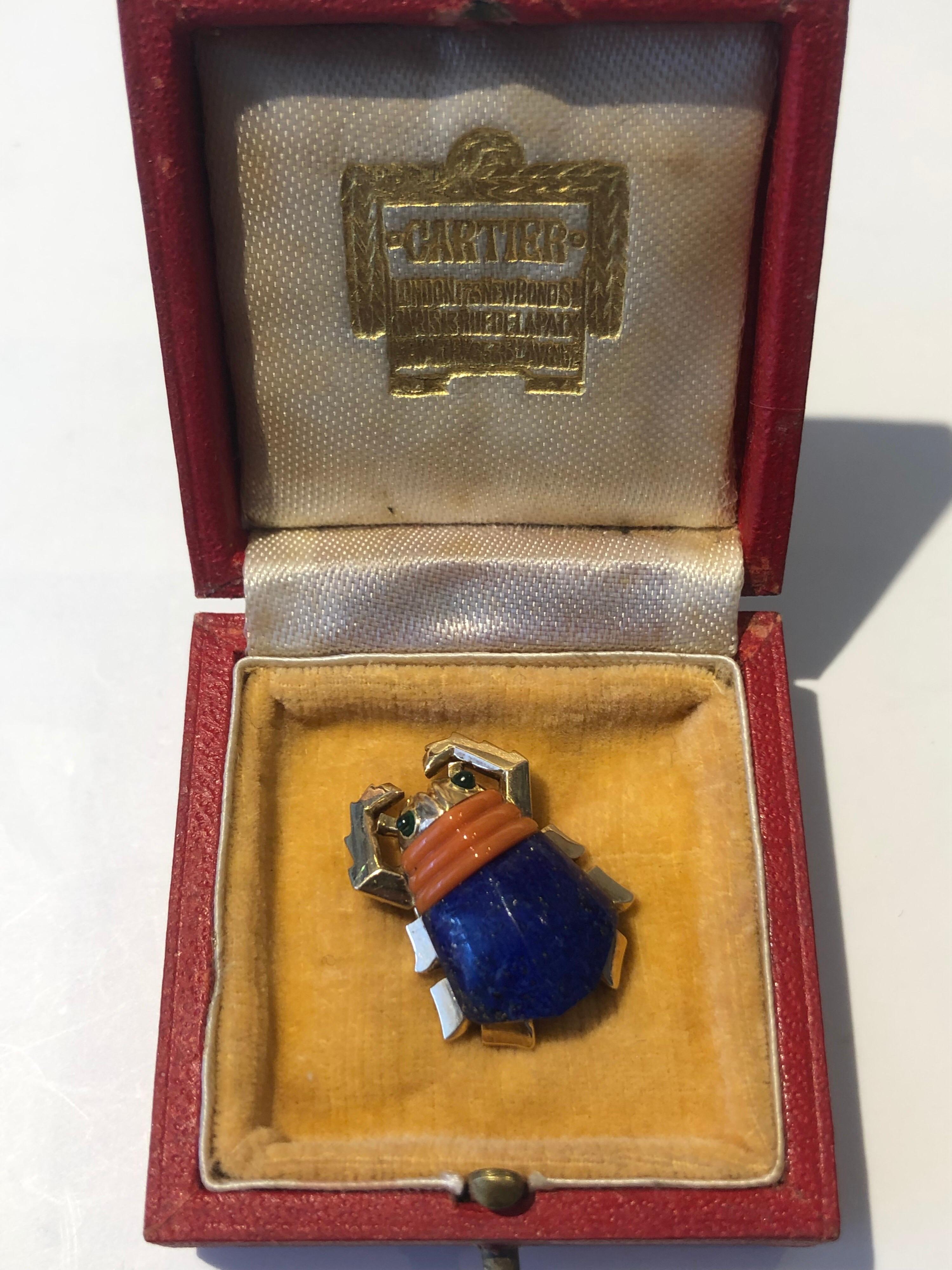1950s Cartier London Lapis Lazuli Coral and Emerald Beetle Brooch In Good Condition In Mayfair, GB