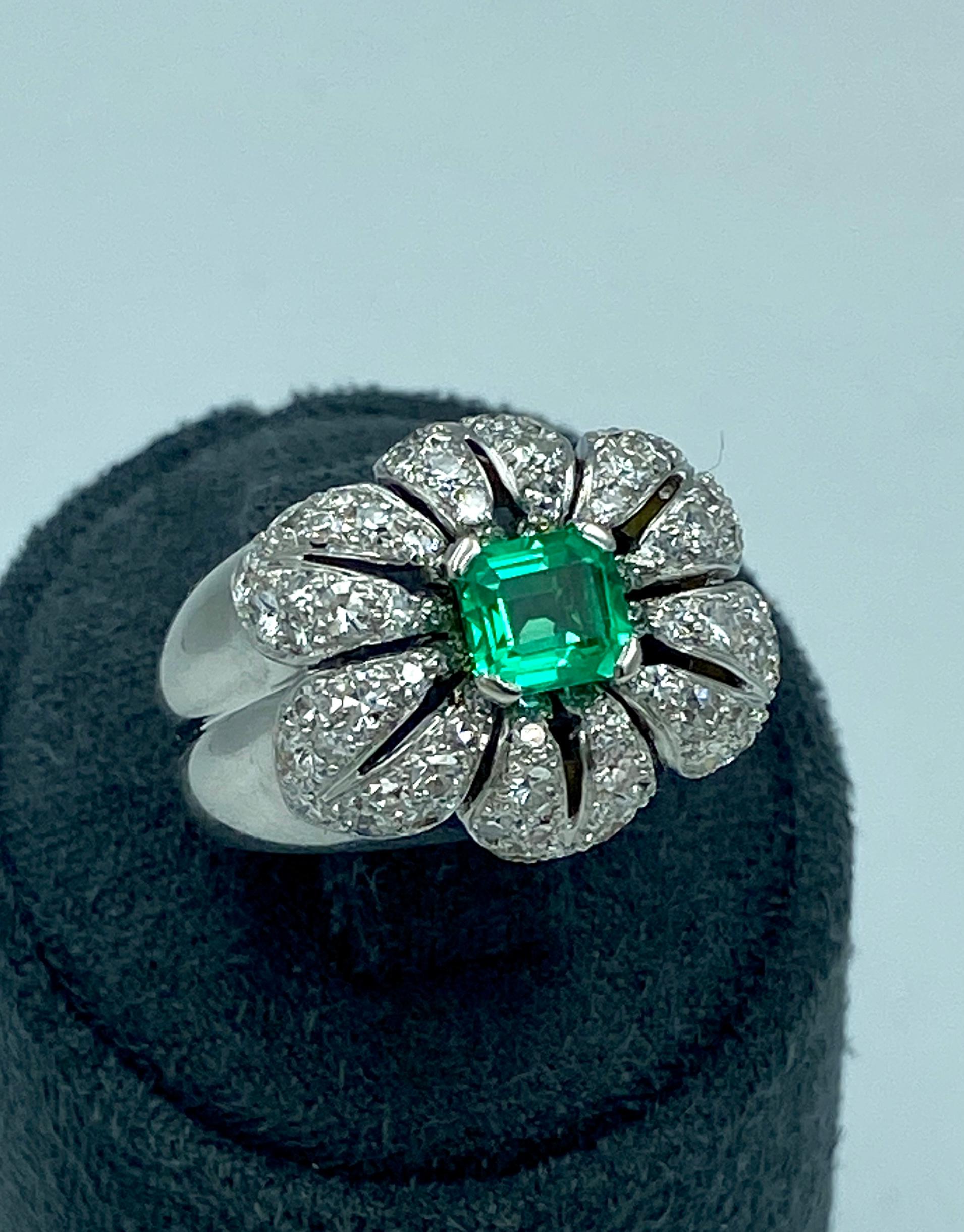 Women's or Men's 1950s Cartier white gold, diamond and 0.8 carat Colombian emerald ring