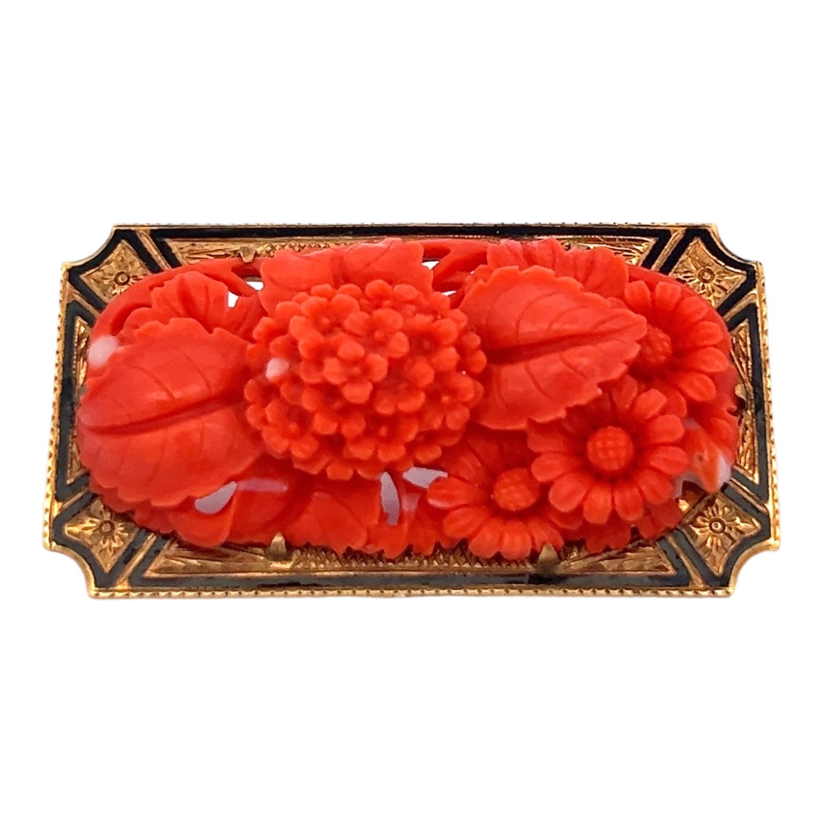 1950s Carved Coral Enamel 18 Karat Yellow Gold Vintage Estate Brooch Pin  In Excellent Condition For Sale In Boca Raton, FL