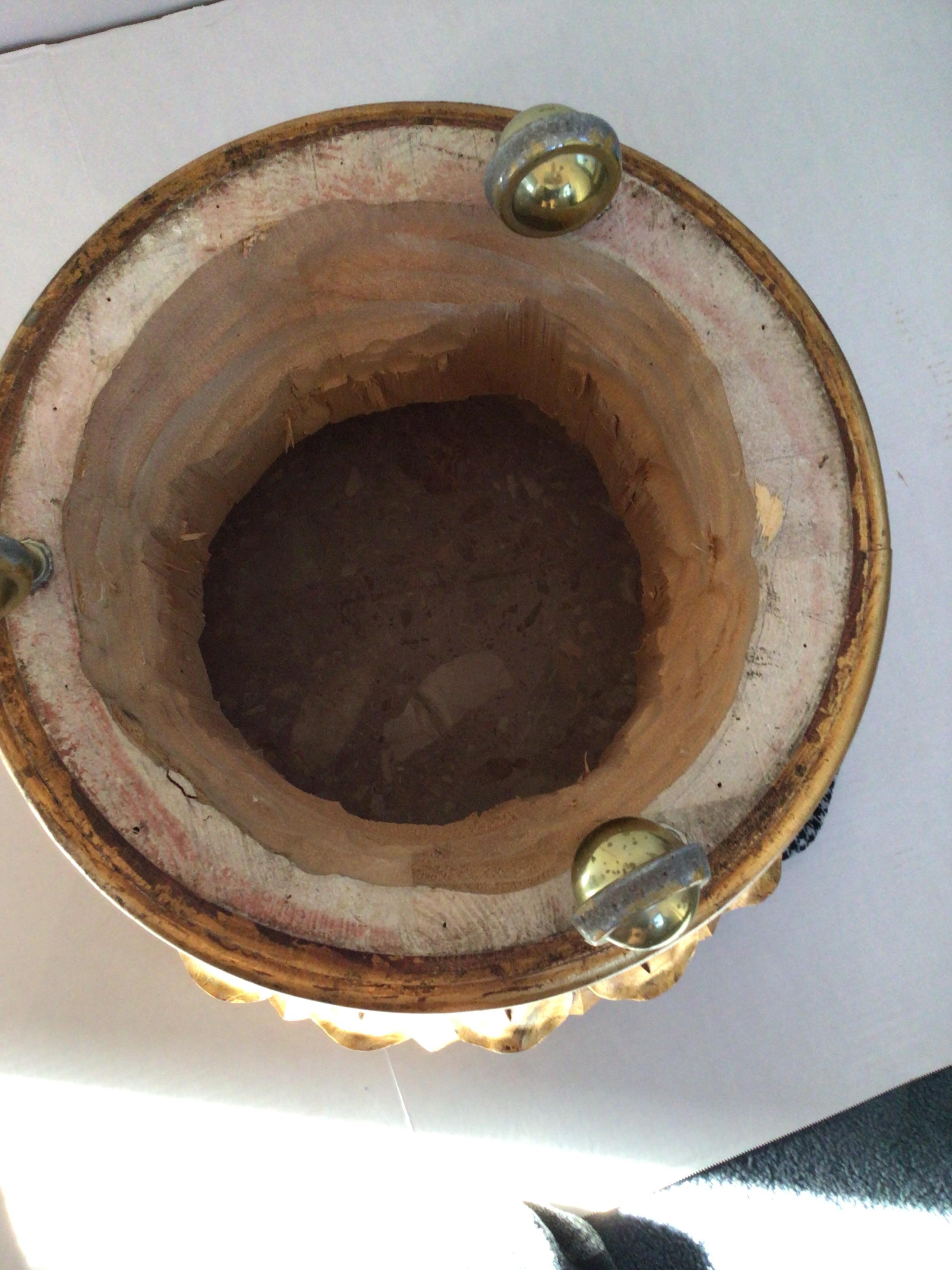 Table des années 1950 en bois sculpté et doré avec plateau en marbre et base en Wood en vente 1