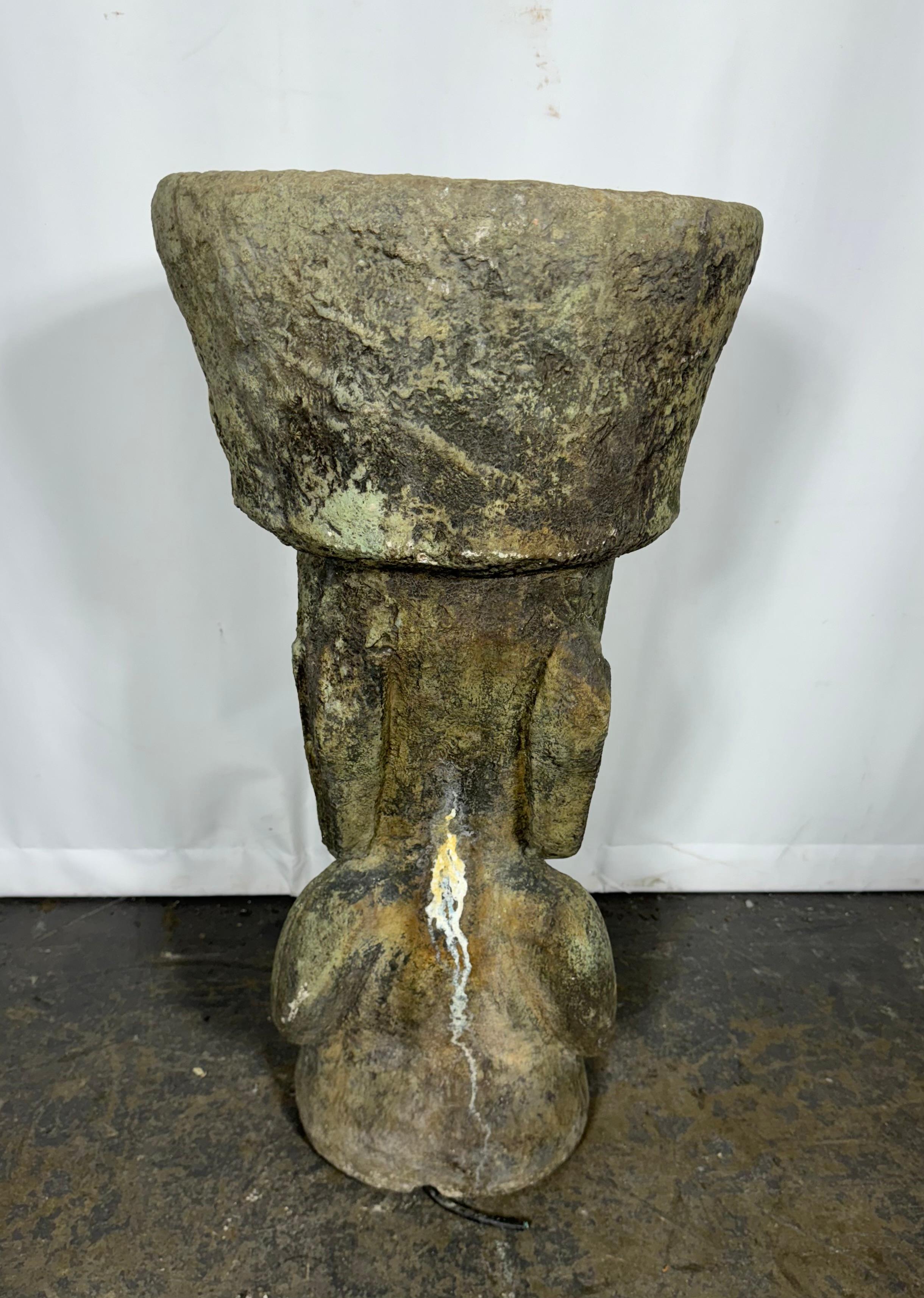 1950s Piedra tallada Isla de Pascua (tiki) Escultura / fuente / pajarera 30