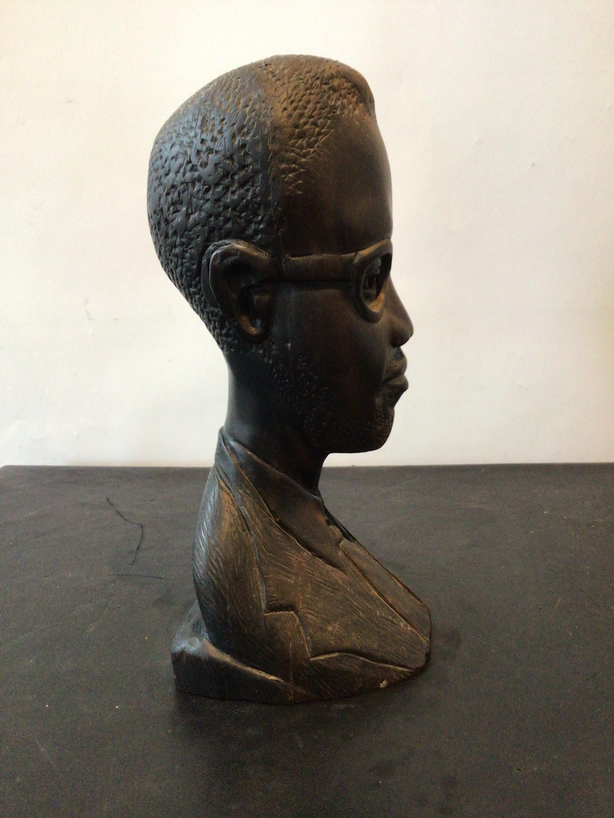 1950s Carved Wood Bust of Man in Glasses and Suit For Sale 2