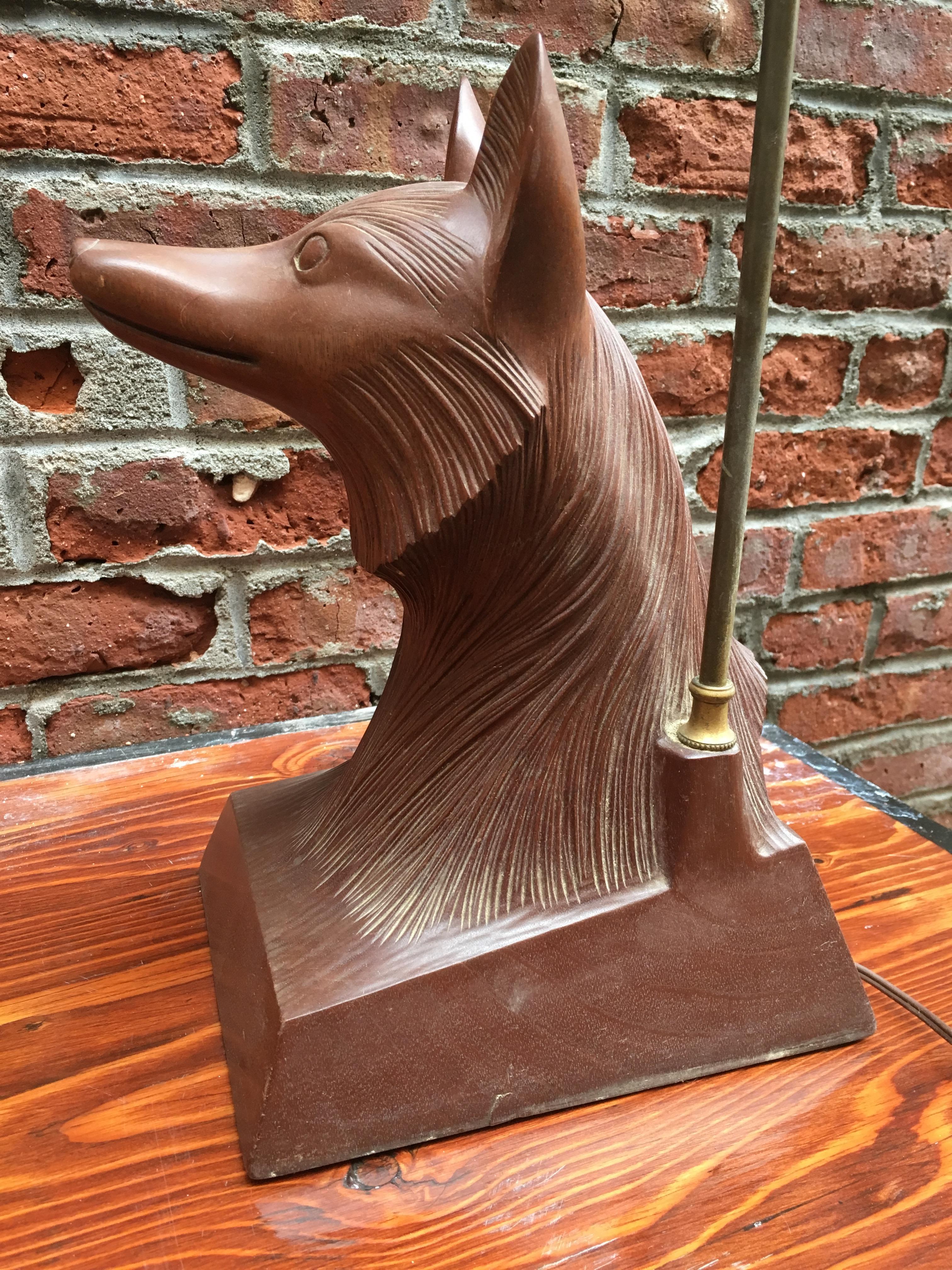 American 1950s Carved Wood Fox Head Table Lamp