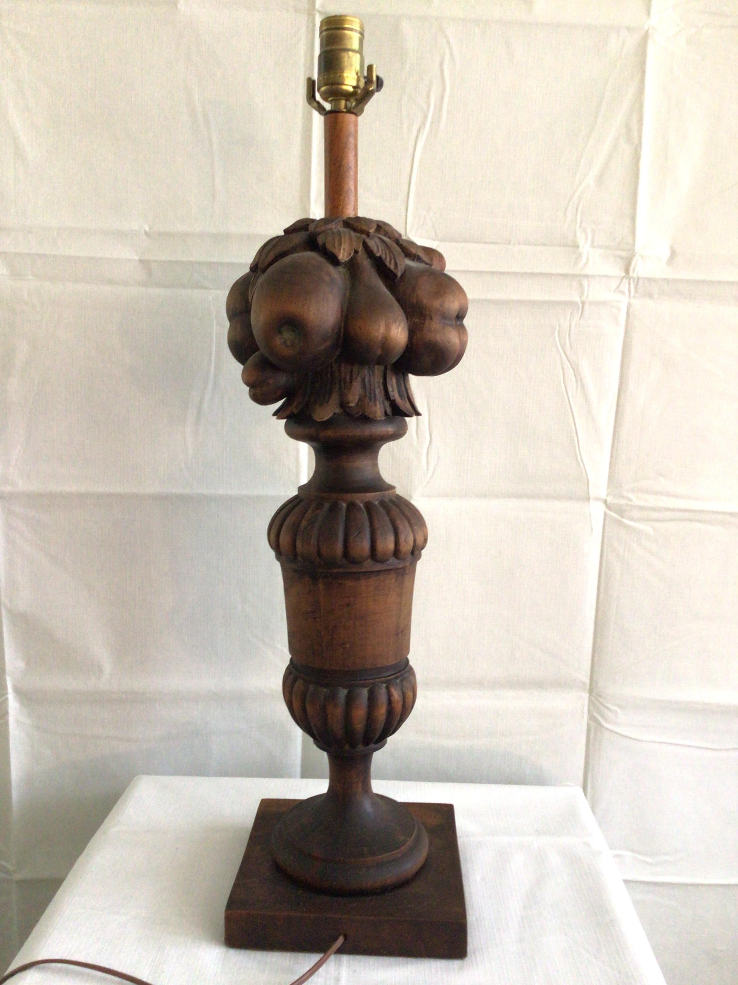 1950s Carved Wood Lamp In Good Condition For Sale In Tarrytown, NY