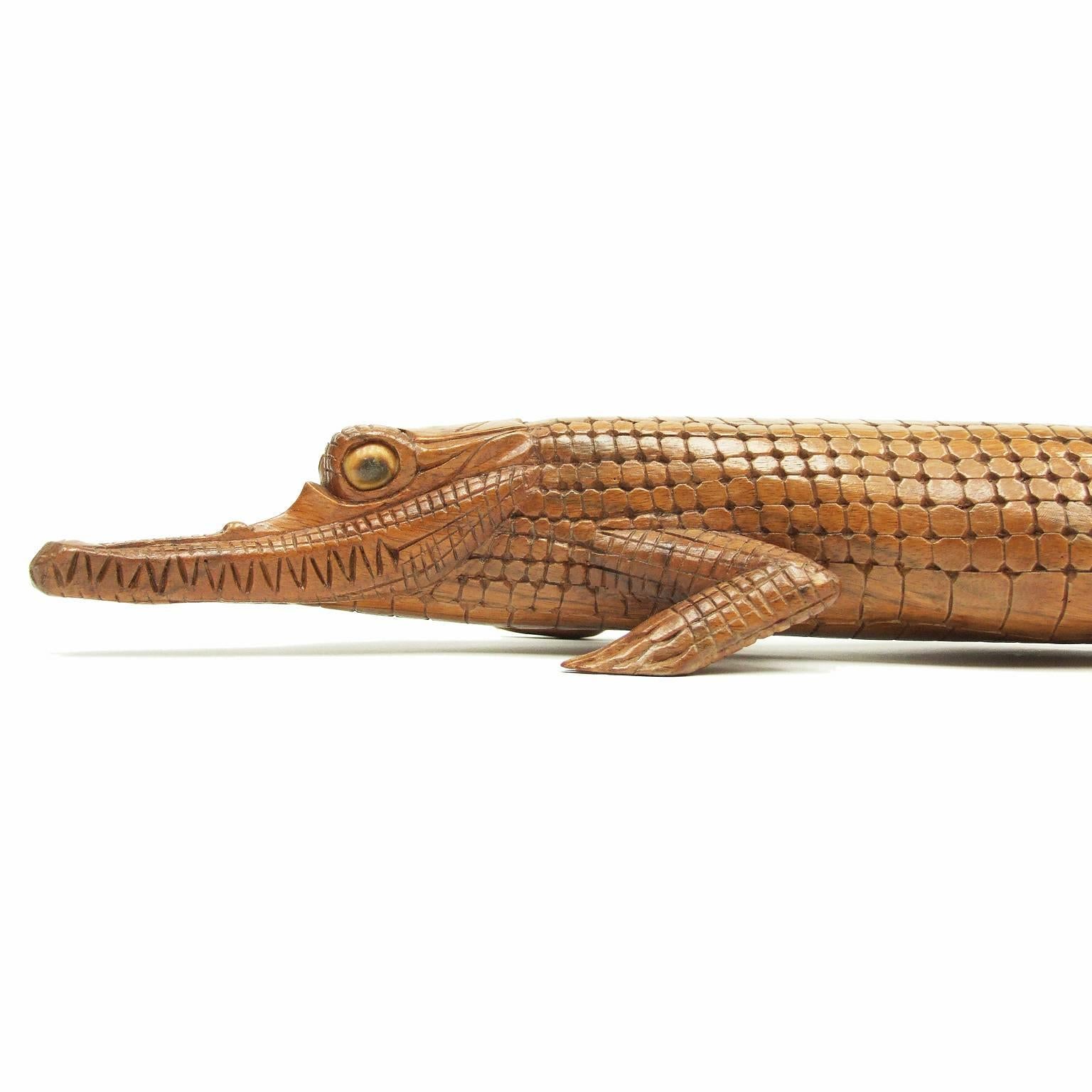 crocodile table carving