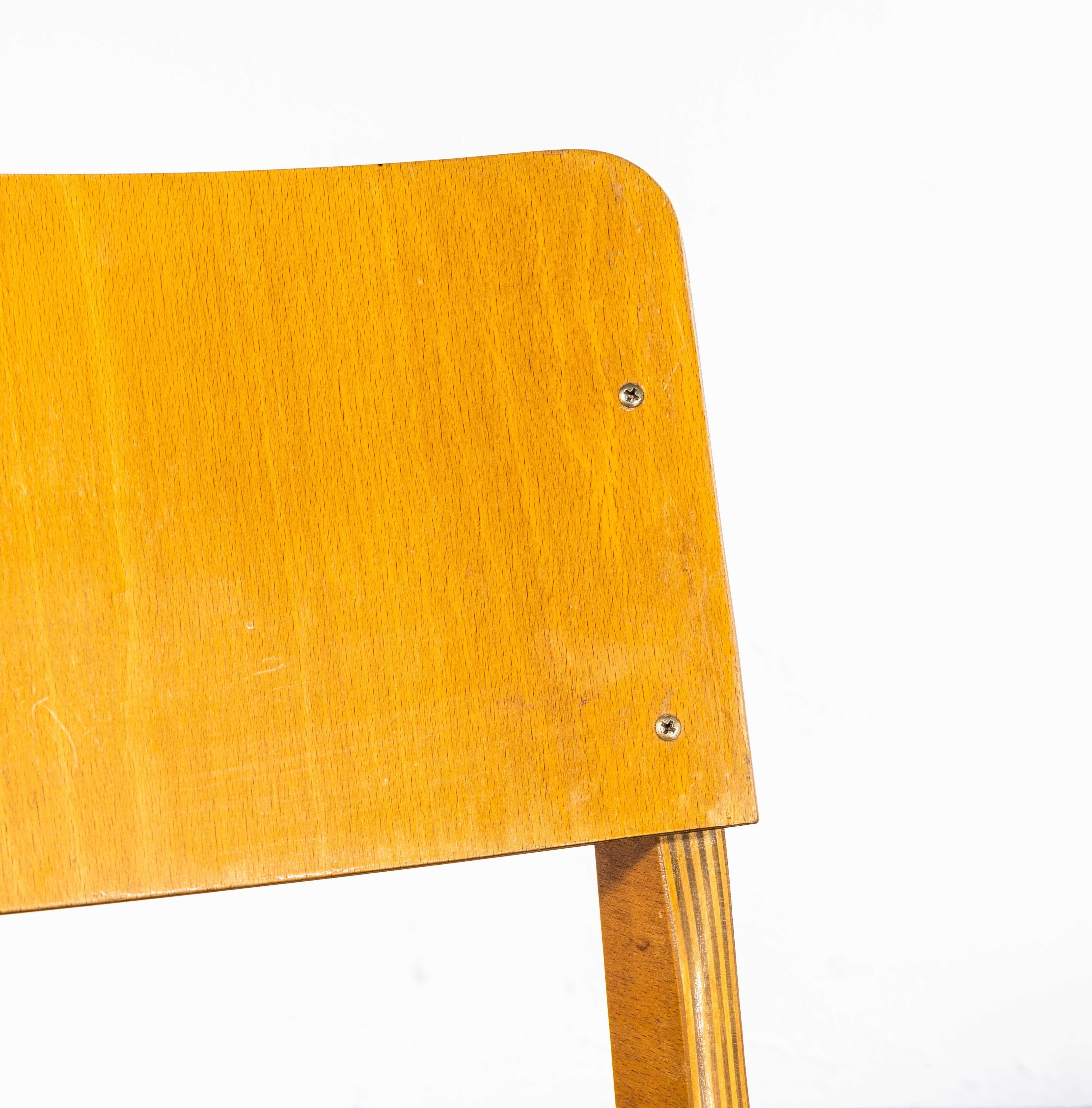 1950's Casala Honey Beech Stacking Dining Chair - Set von fünf 1