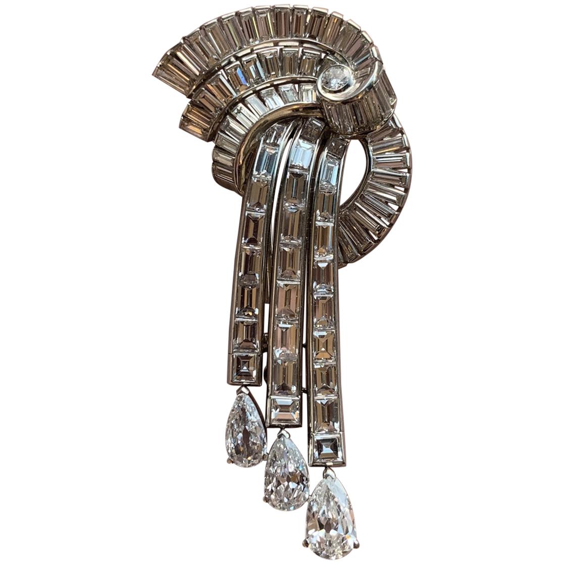 Broche à diamants en Cascade des années 1950 en vente