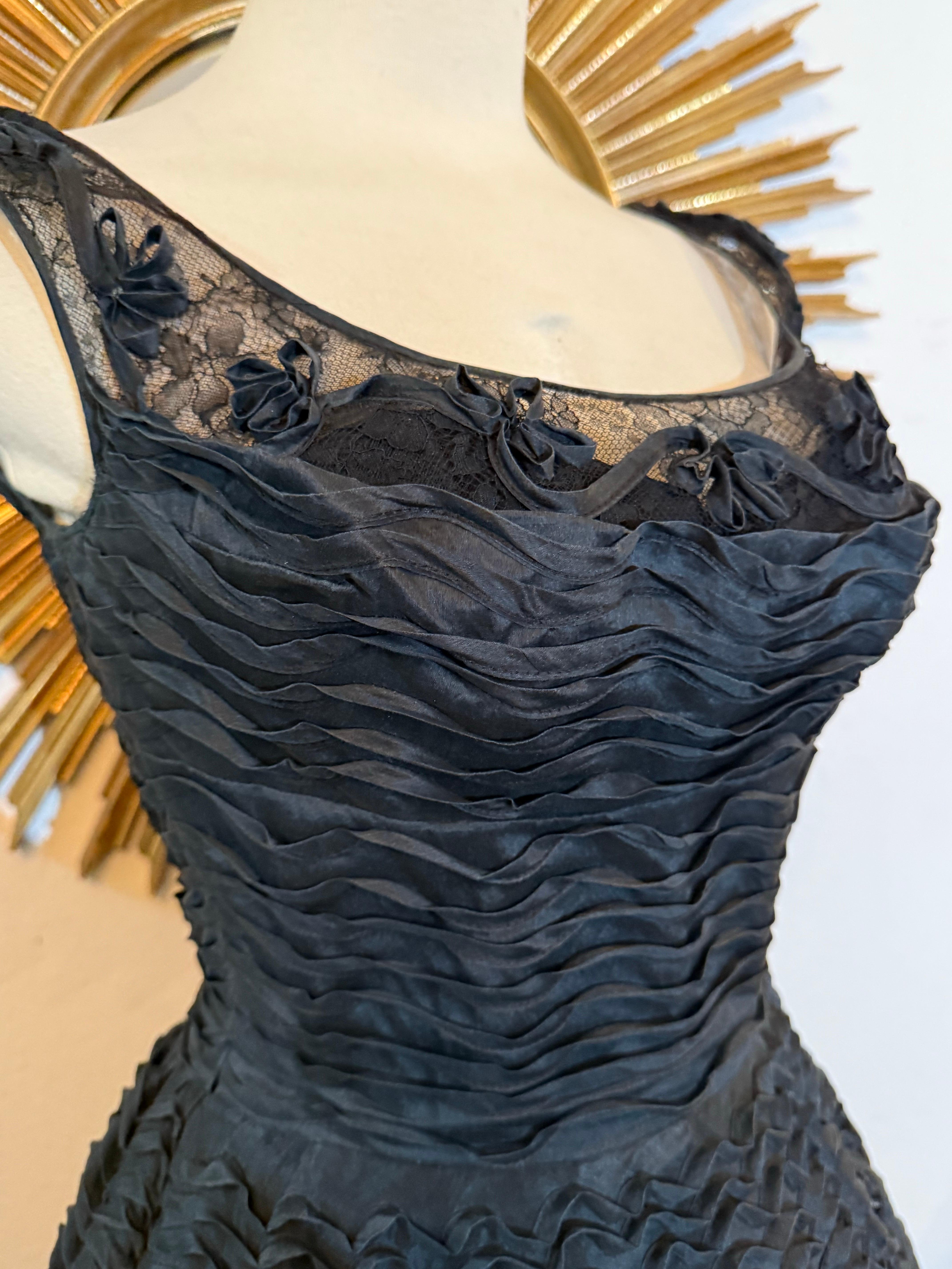 1950s Ceil Chapman Schwarz Seide Organza & Spitze New Look Cocktailkleid w Applique im Angebot 2