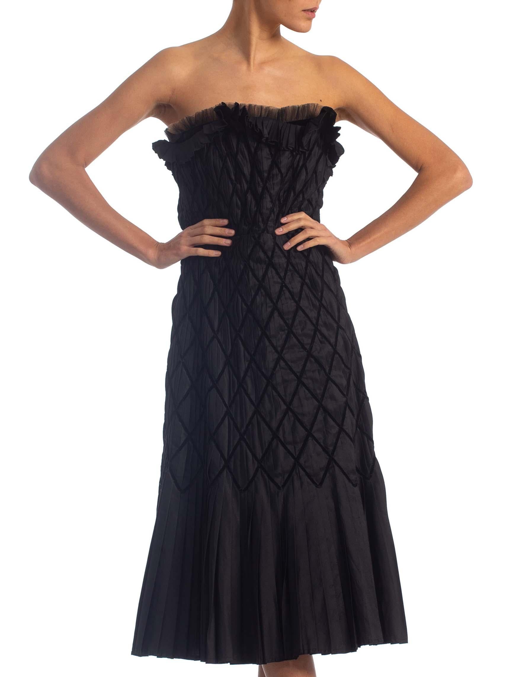 Women's 1950S Black Strapless Silk Taffeta Dress Pleated With Velvet Ribbon Latticework For Sale