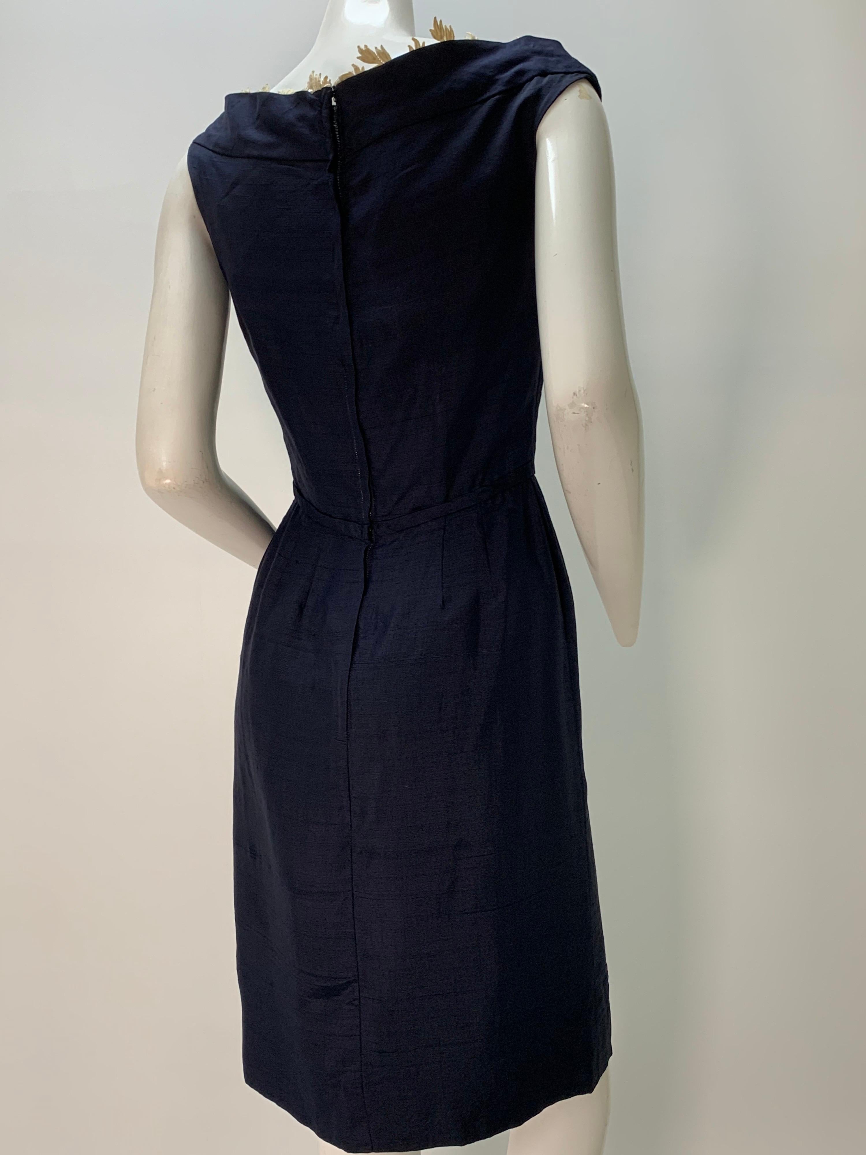 1950s Ceil Chapman Navy Fitted Spring Sheath Dress w/ Lace Décolletage Neckline For Sale 4