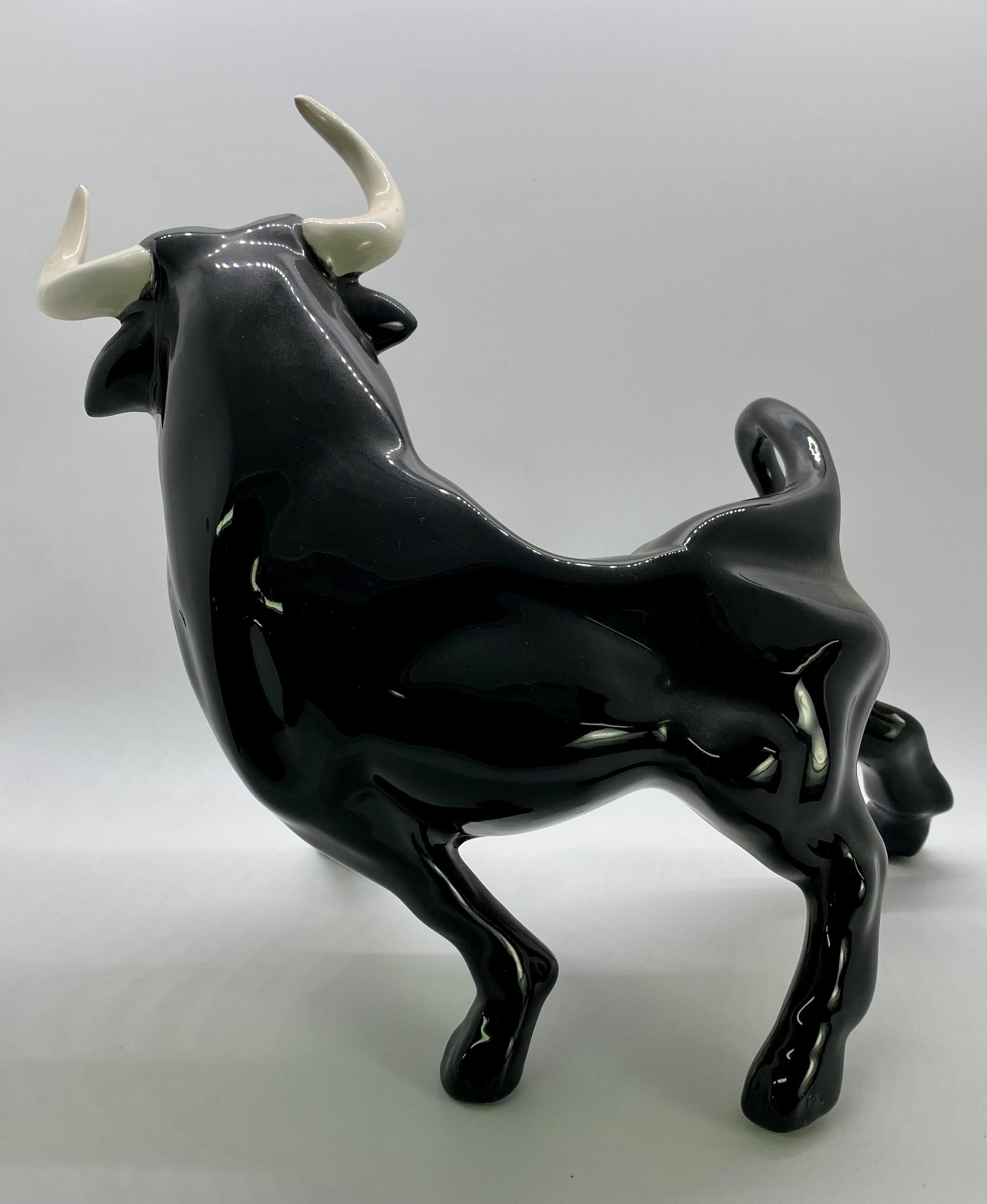 1950's Ceramic Black Bull Figurine with White Horns, a Pair  For Sale 4