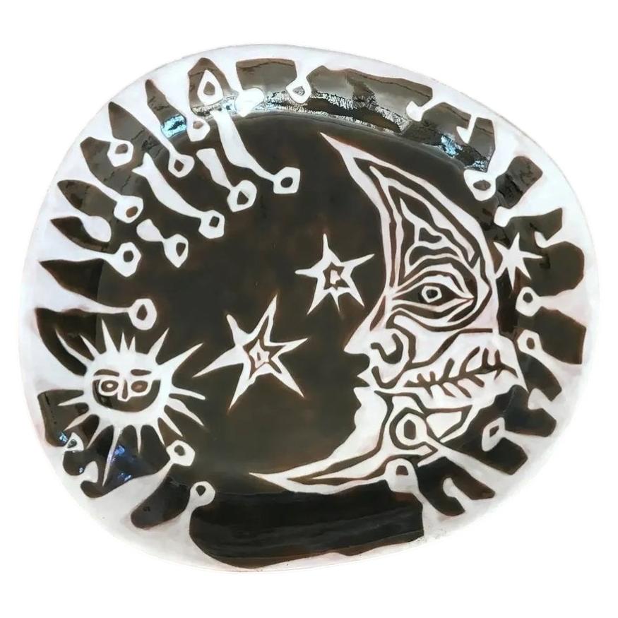 Plat en céramique des années 1950, signé Jean Lurcat